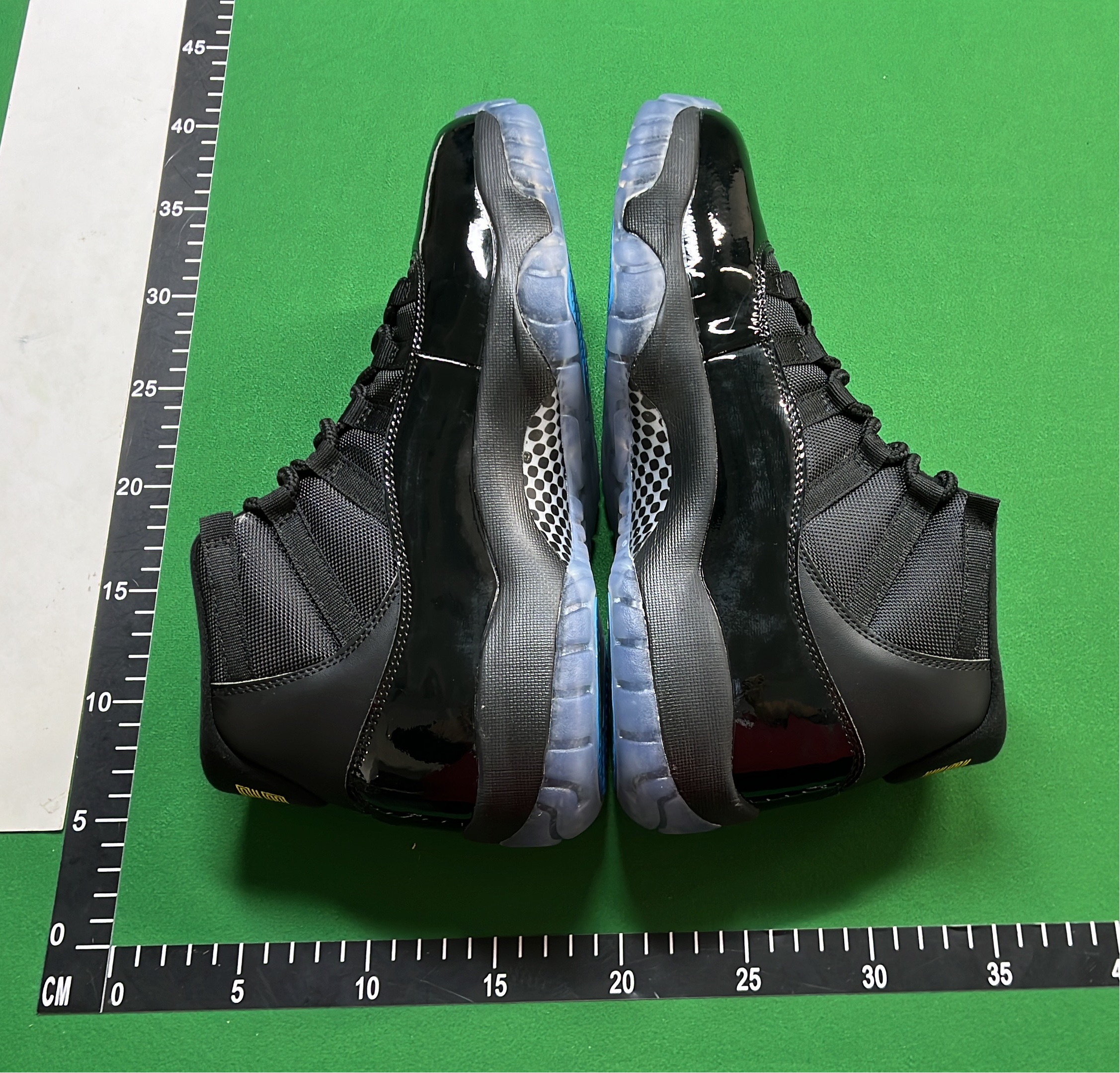Air Jordan 11 Retro Black Patent Leather