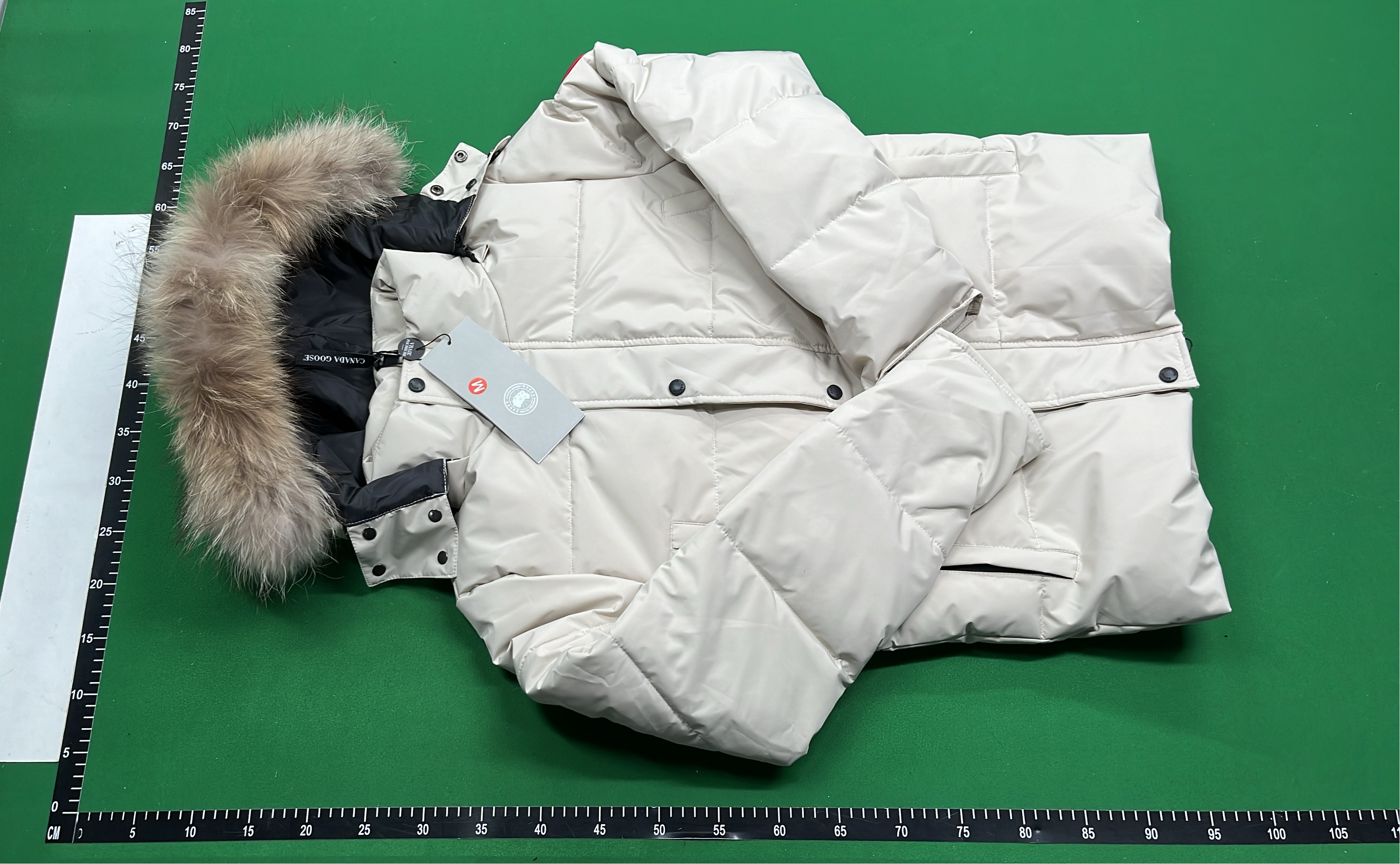 Canada Goose 08 Expedition Down Parka - Black Hooded Winter Jacket