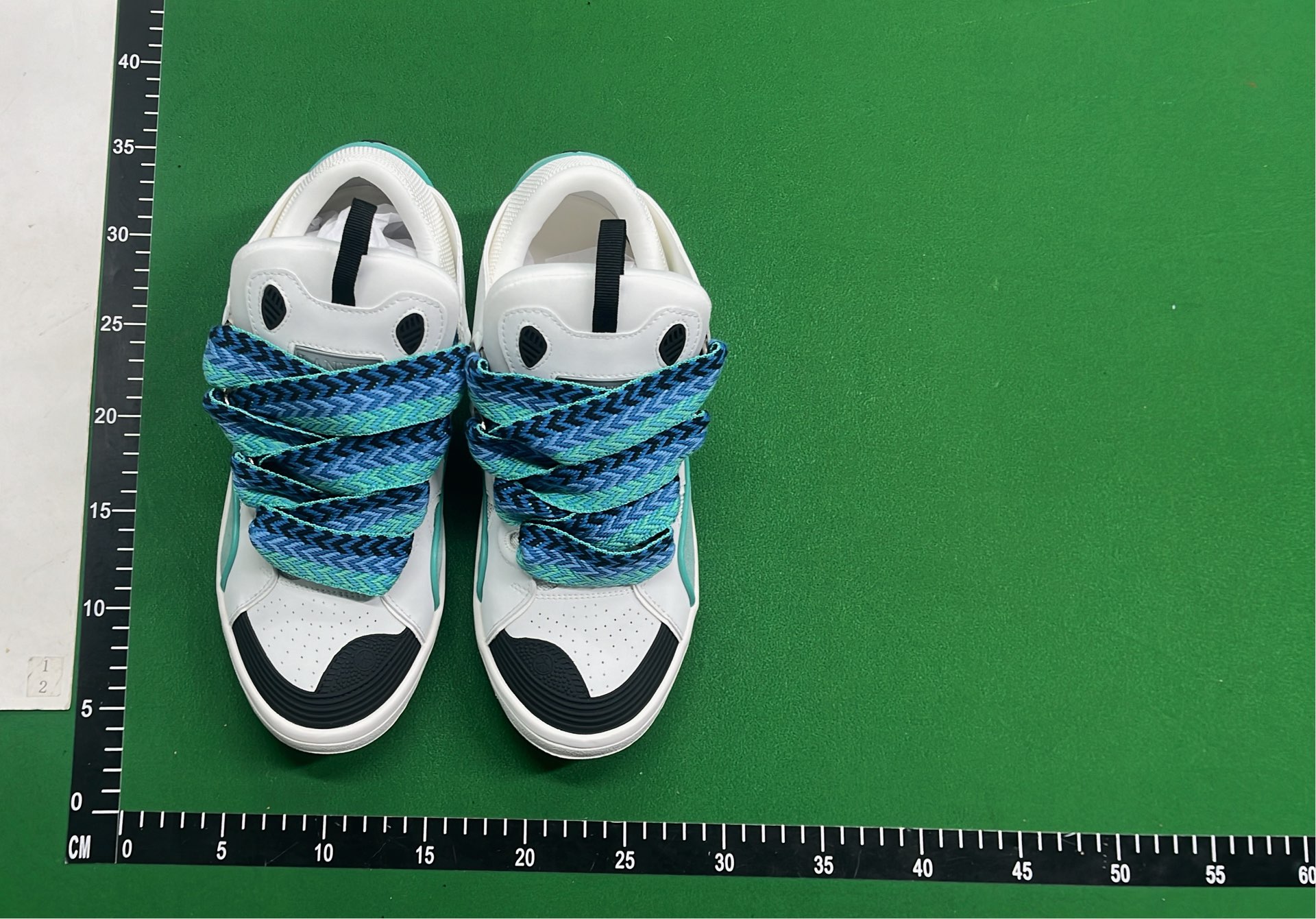 Balenciaga Triple S Sneakers White Multi Color Laces Fashion Streetwear