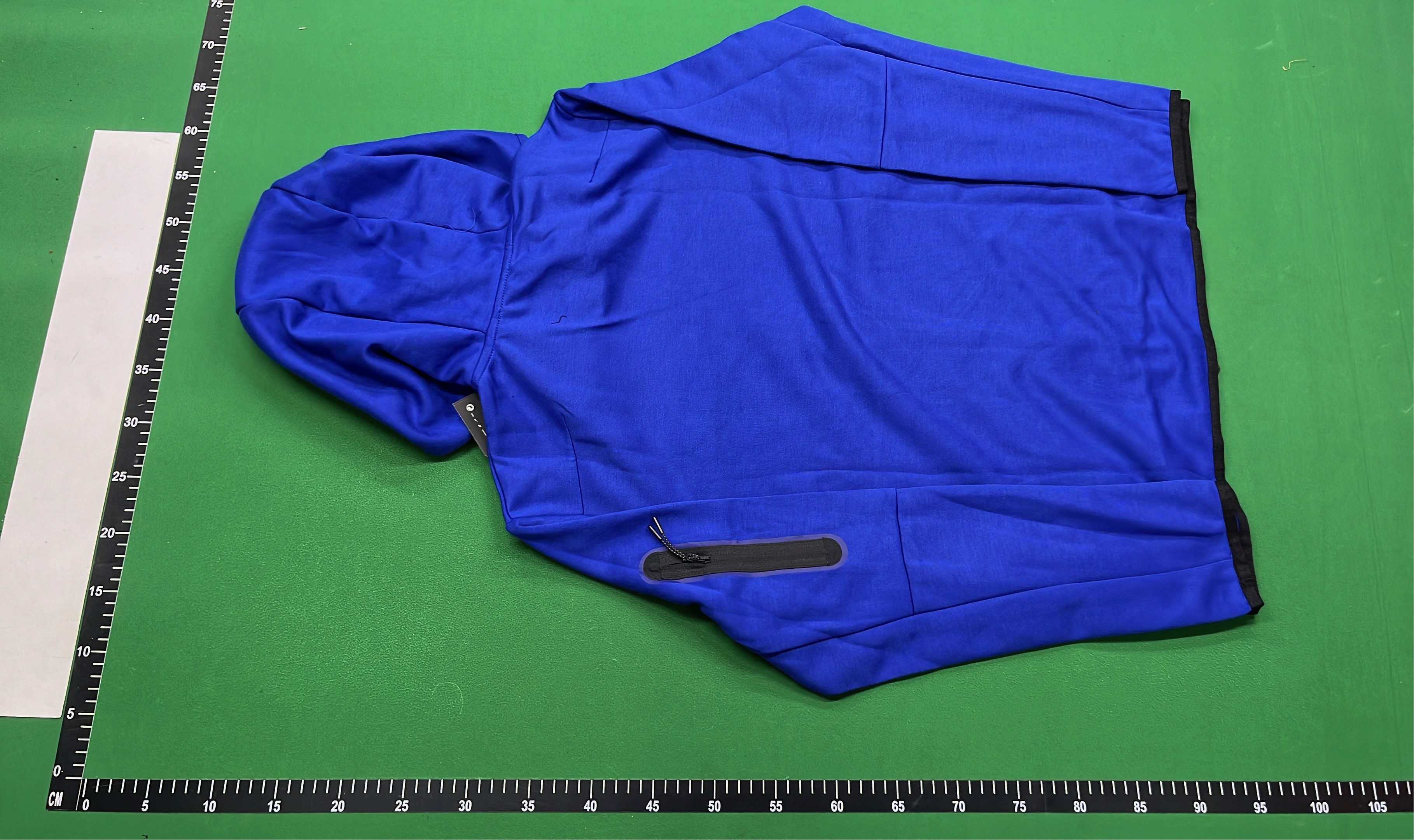 Nike Blue Hooded Jacket for Men - Lightweight Athletic Wear
