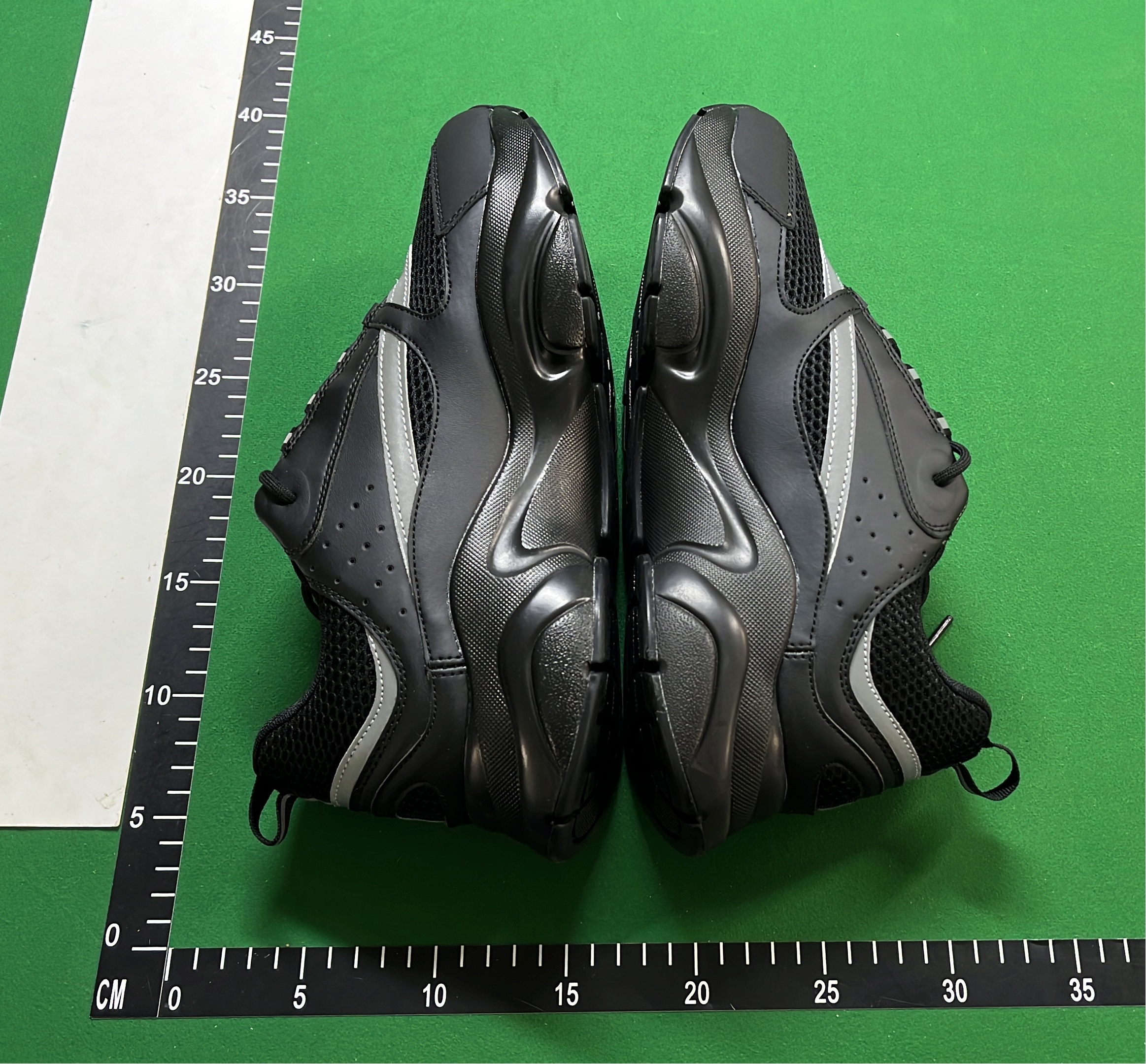 Dior B23 High-Top Sneakers