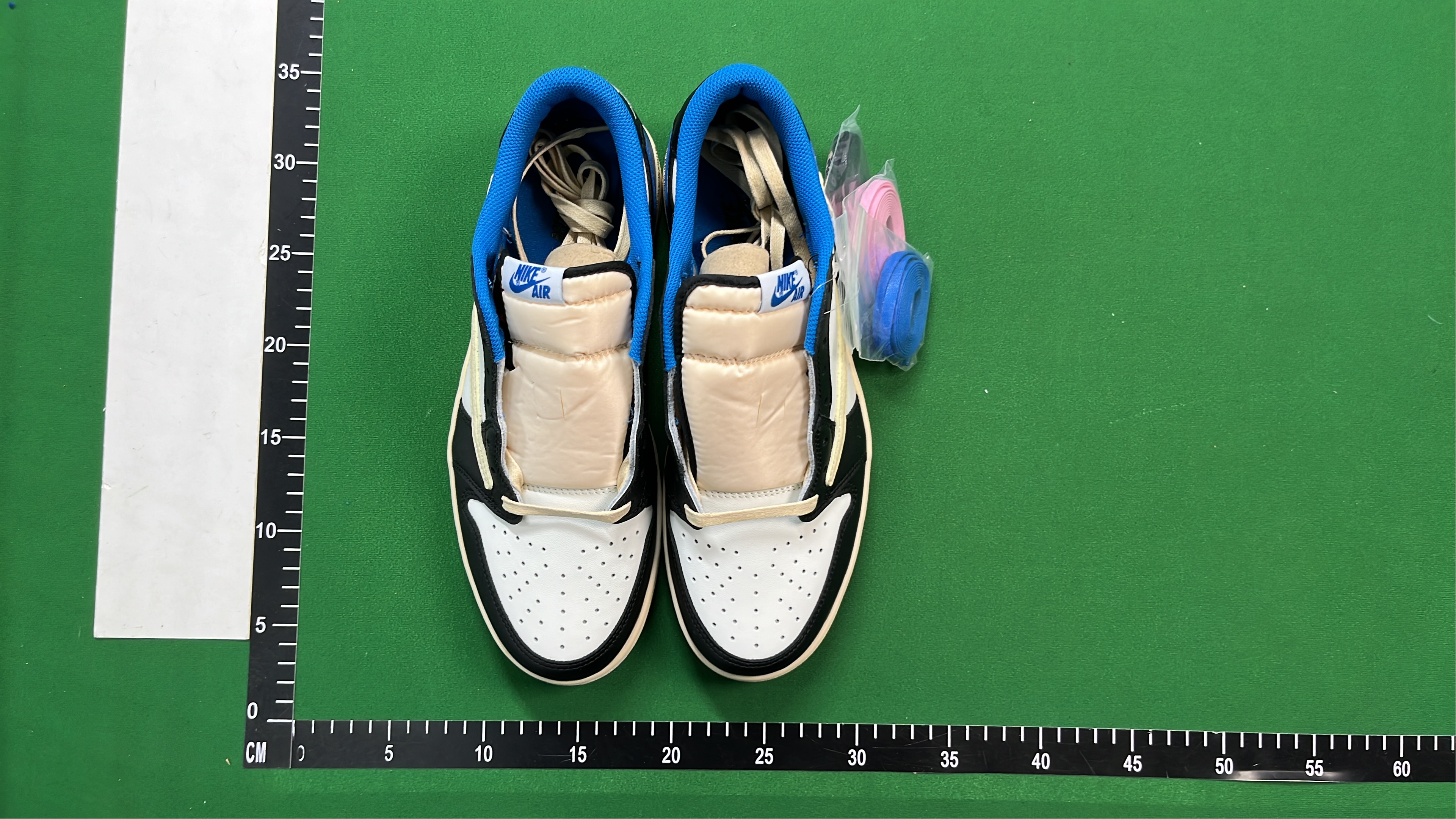 Nike Air Jordan 1 Low OG 'Sail/Mocha' Sneakers