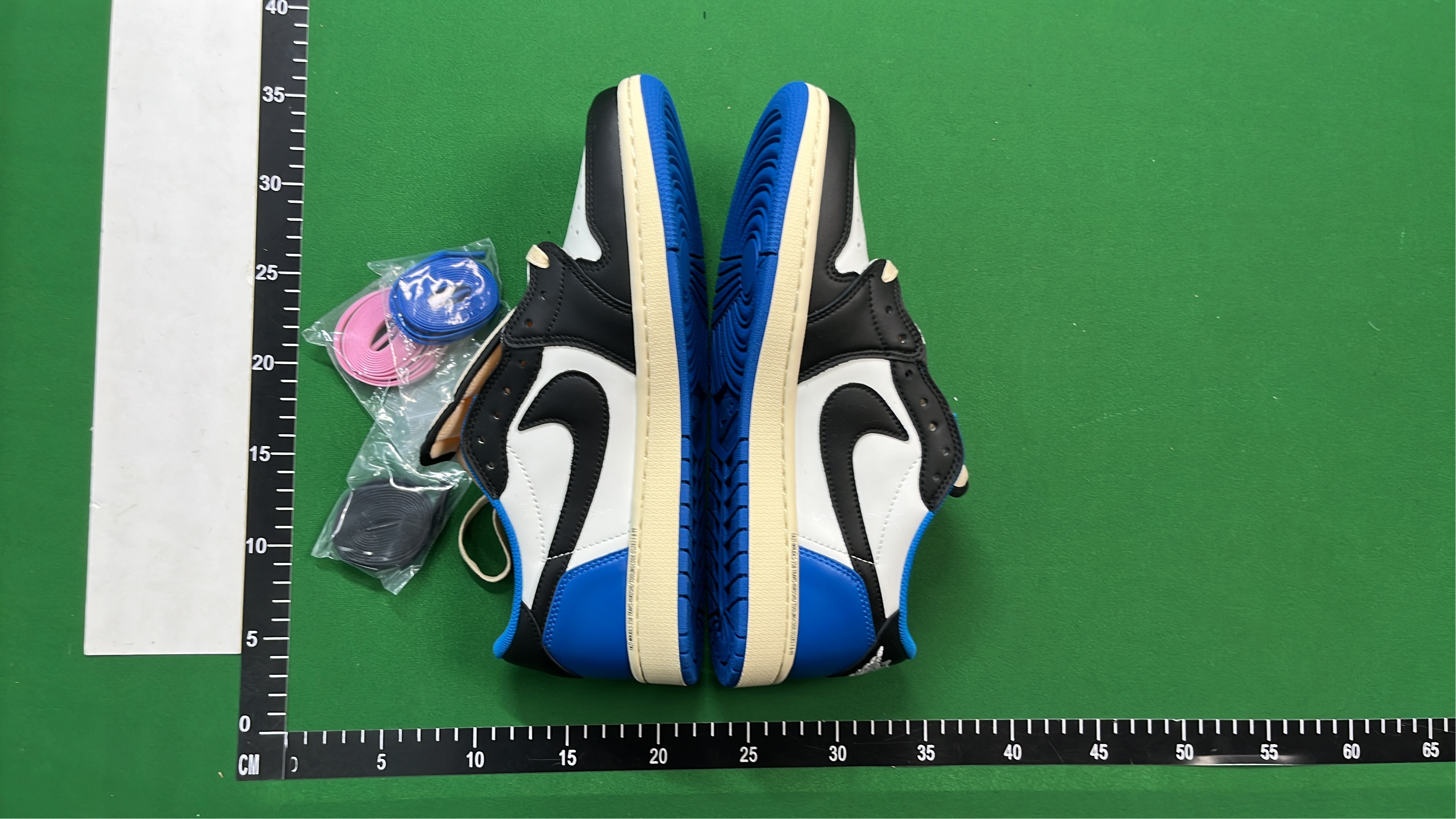 Nike Air Jordan 1 Low OG 'Sail/Mocha' Sneakers