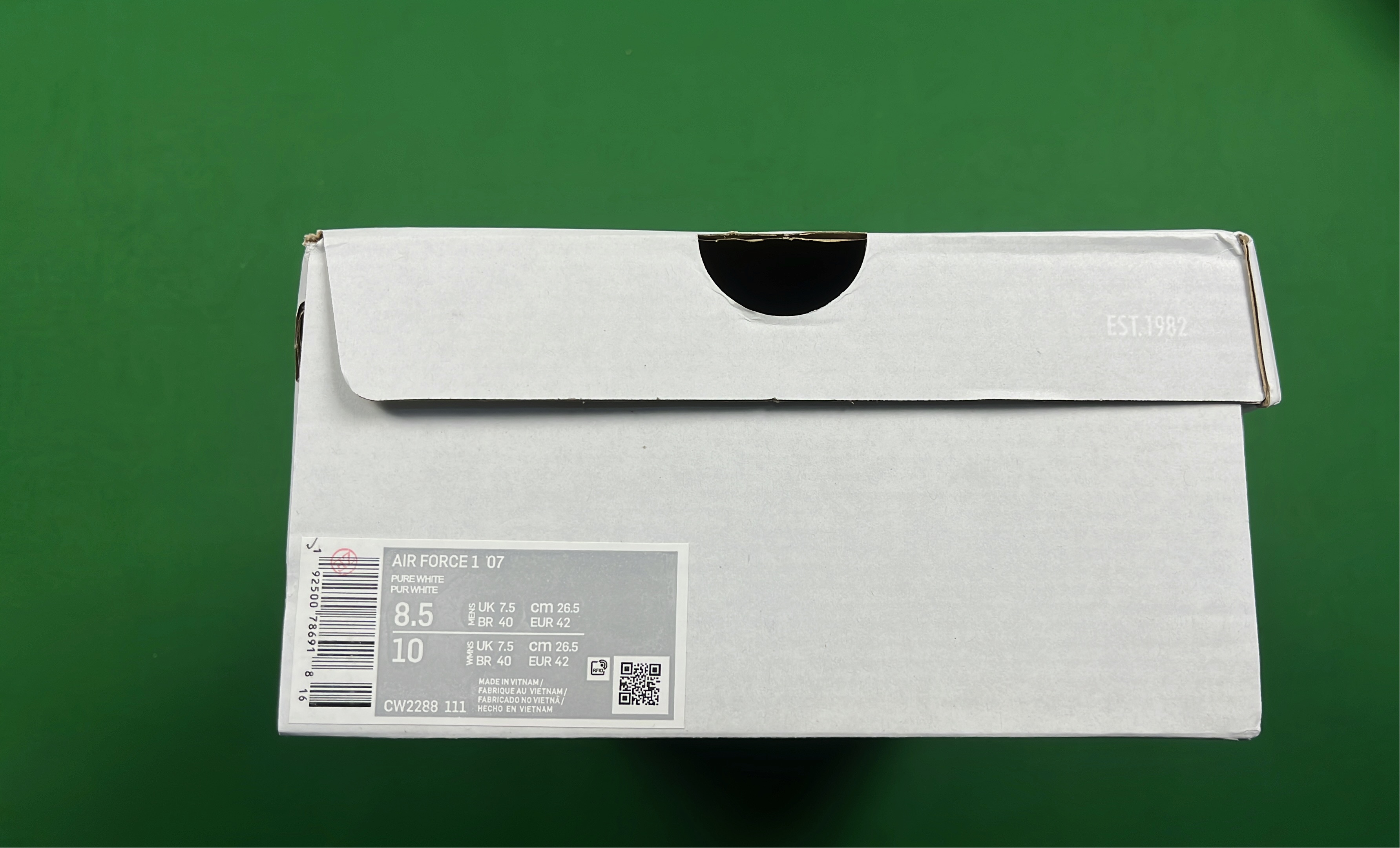 Nike Air Force 1 Low Supreme Collaboration Sneakers