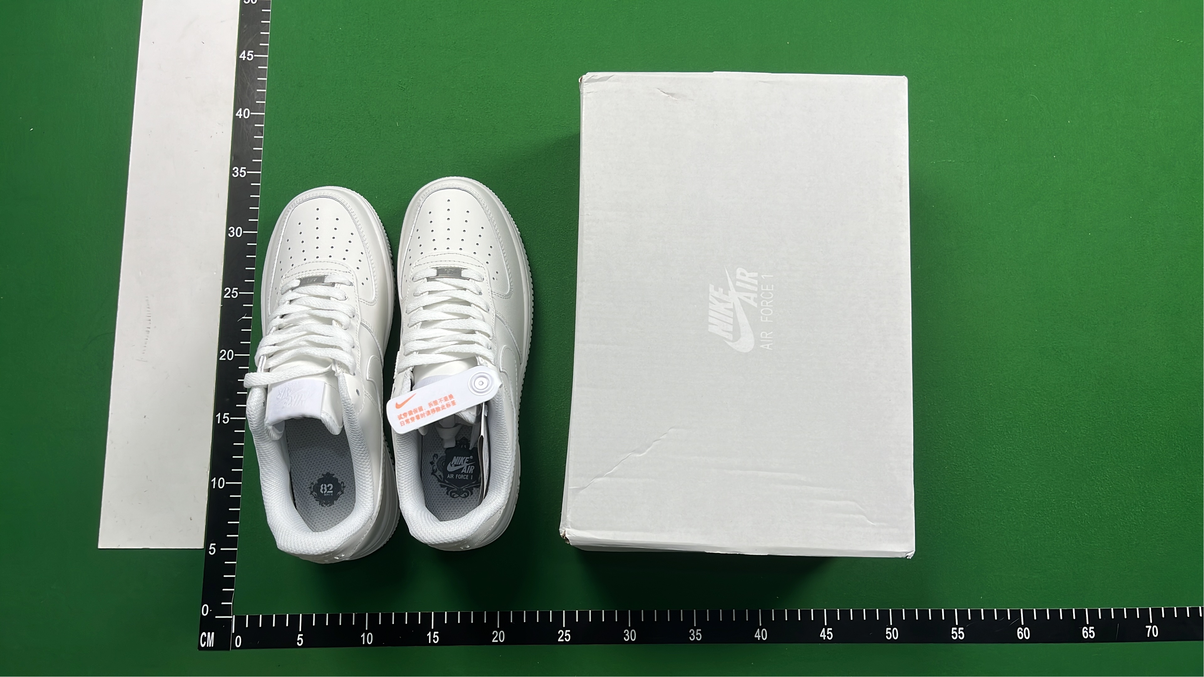 Nike Air Force 1 Low Supreme Collaboration Sneakers