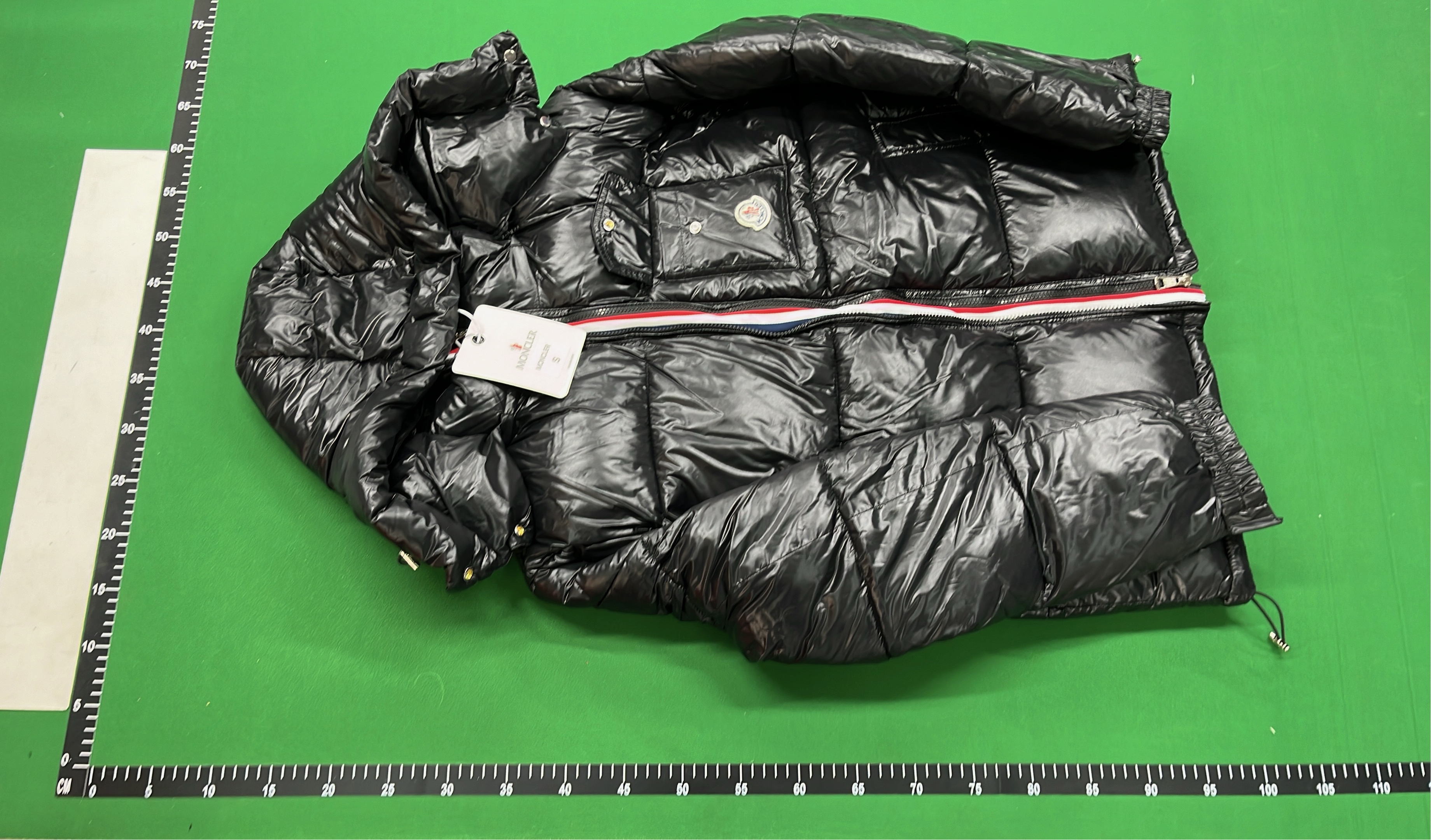 Moncler Puffer Jackets for Men Women