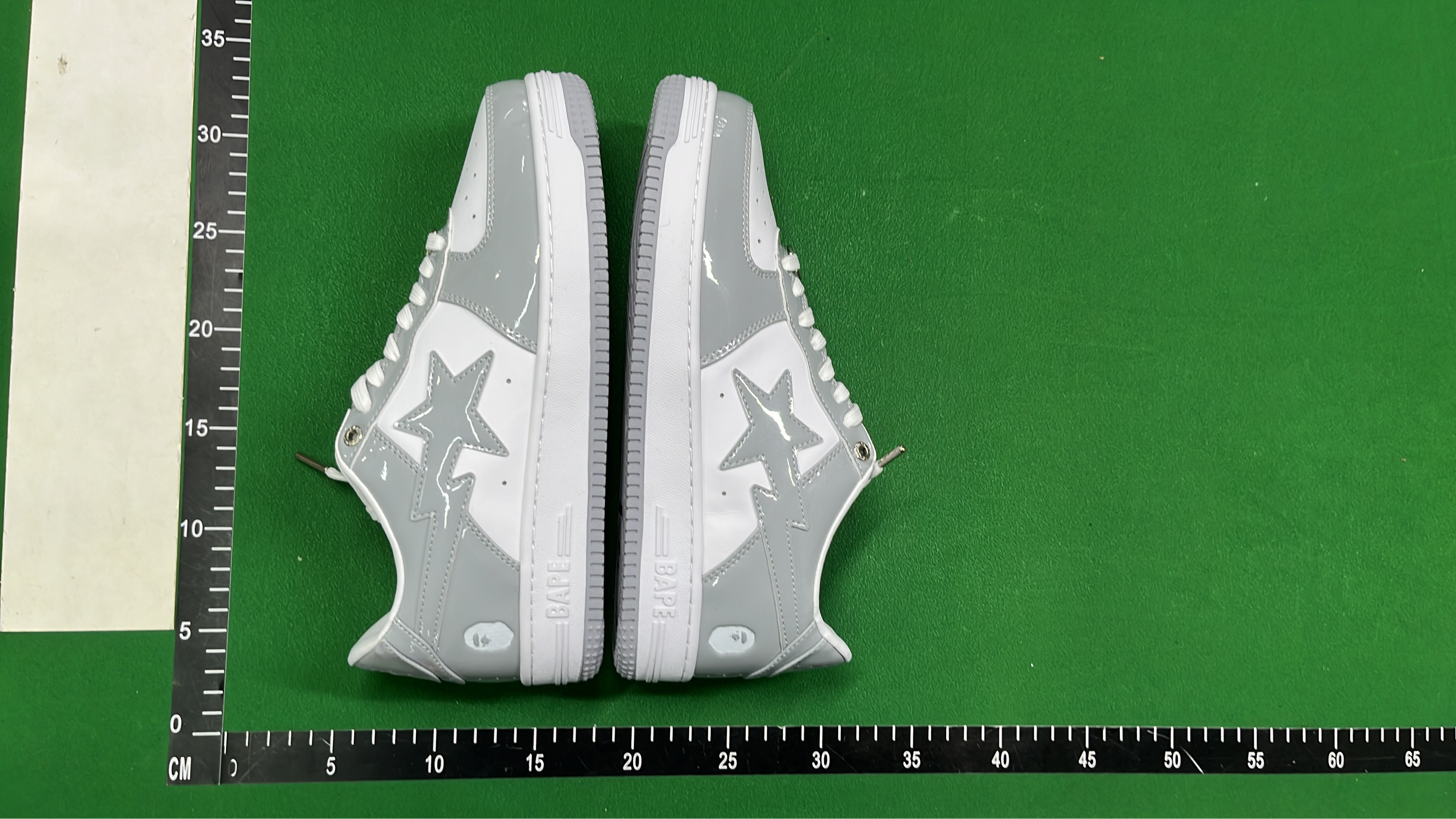 BAPE Star Logo Sneakers 2404WAYQTG