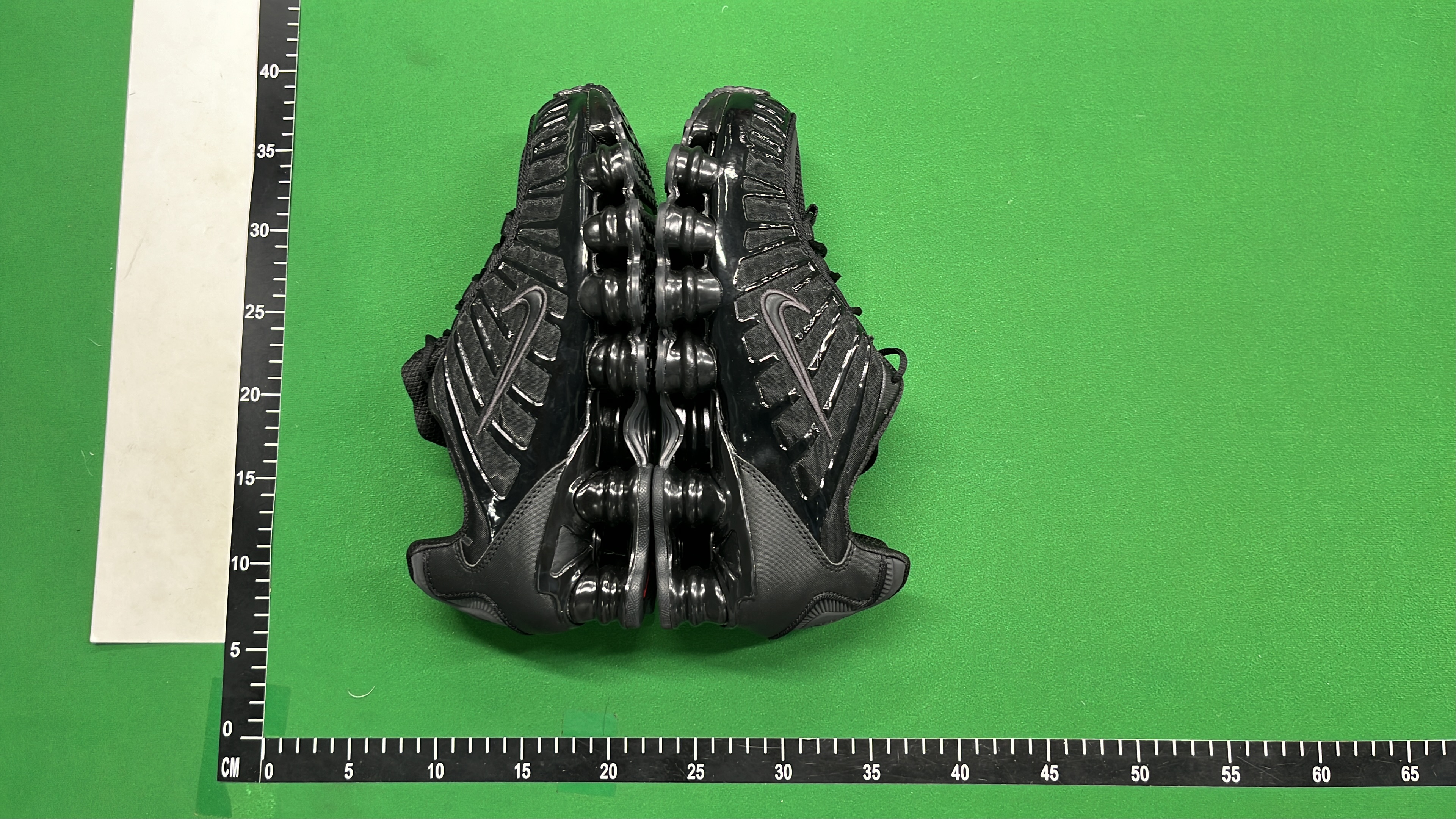 Nike Shox Series Running Shoes - Classic Athletic Sneakers