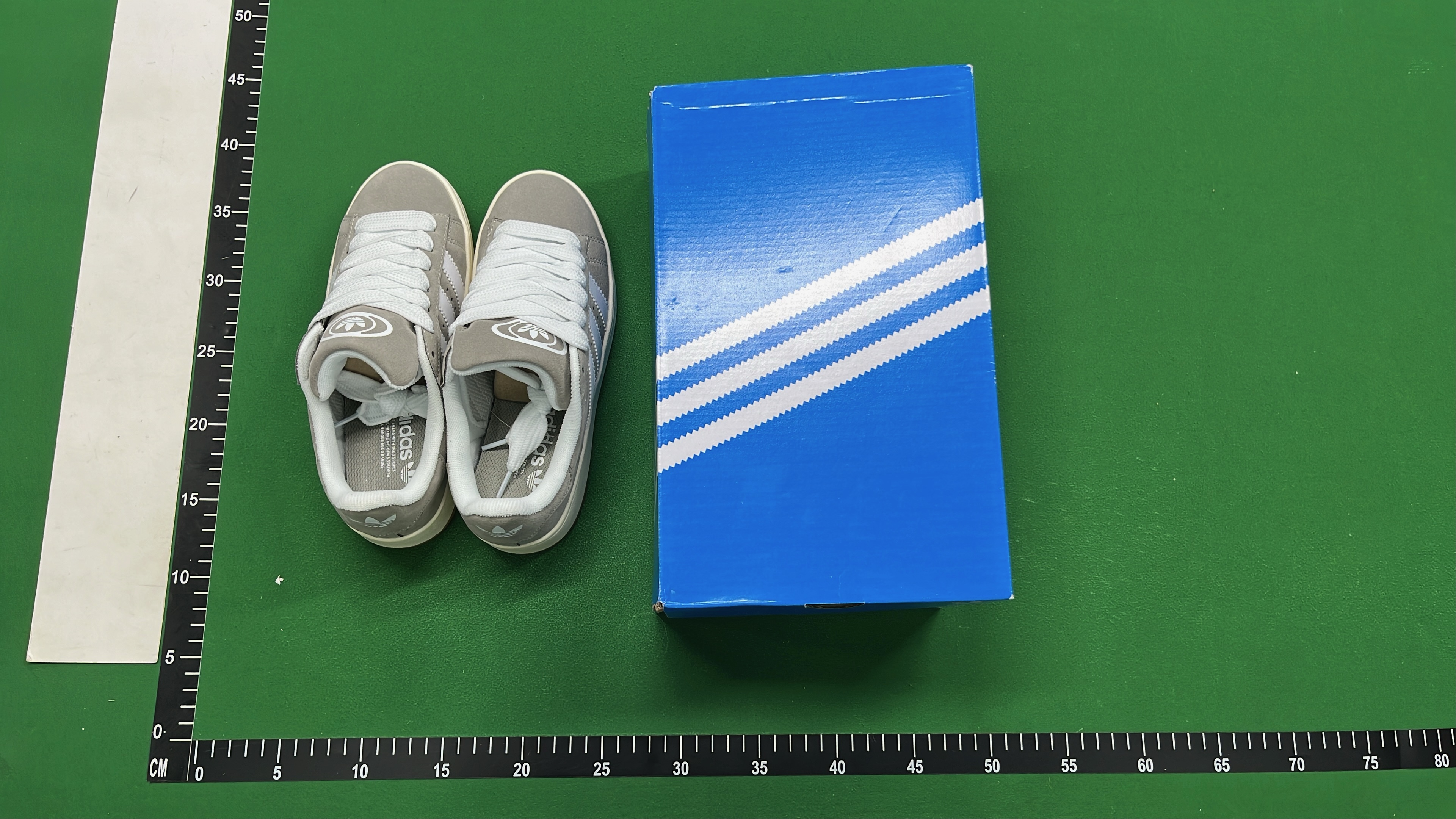 Adidas Campus Sneakers - Classic Style for Men and Women