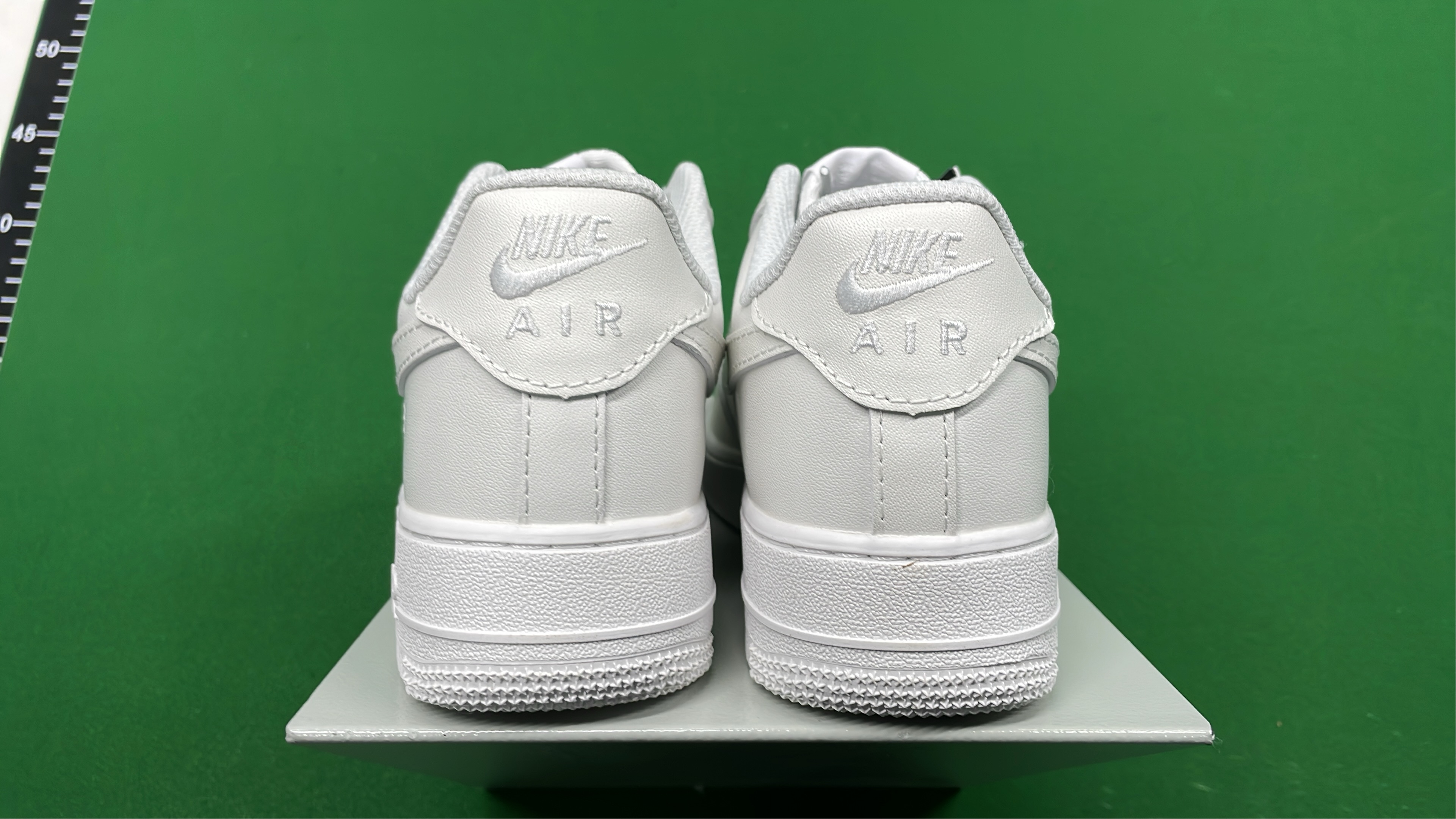 Nike Air Force 1 Low Supreme Collaboration Sneakers