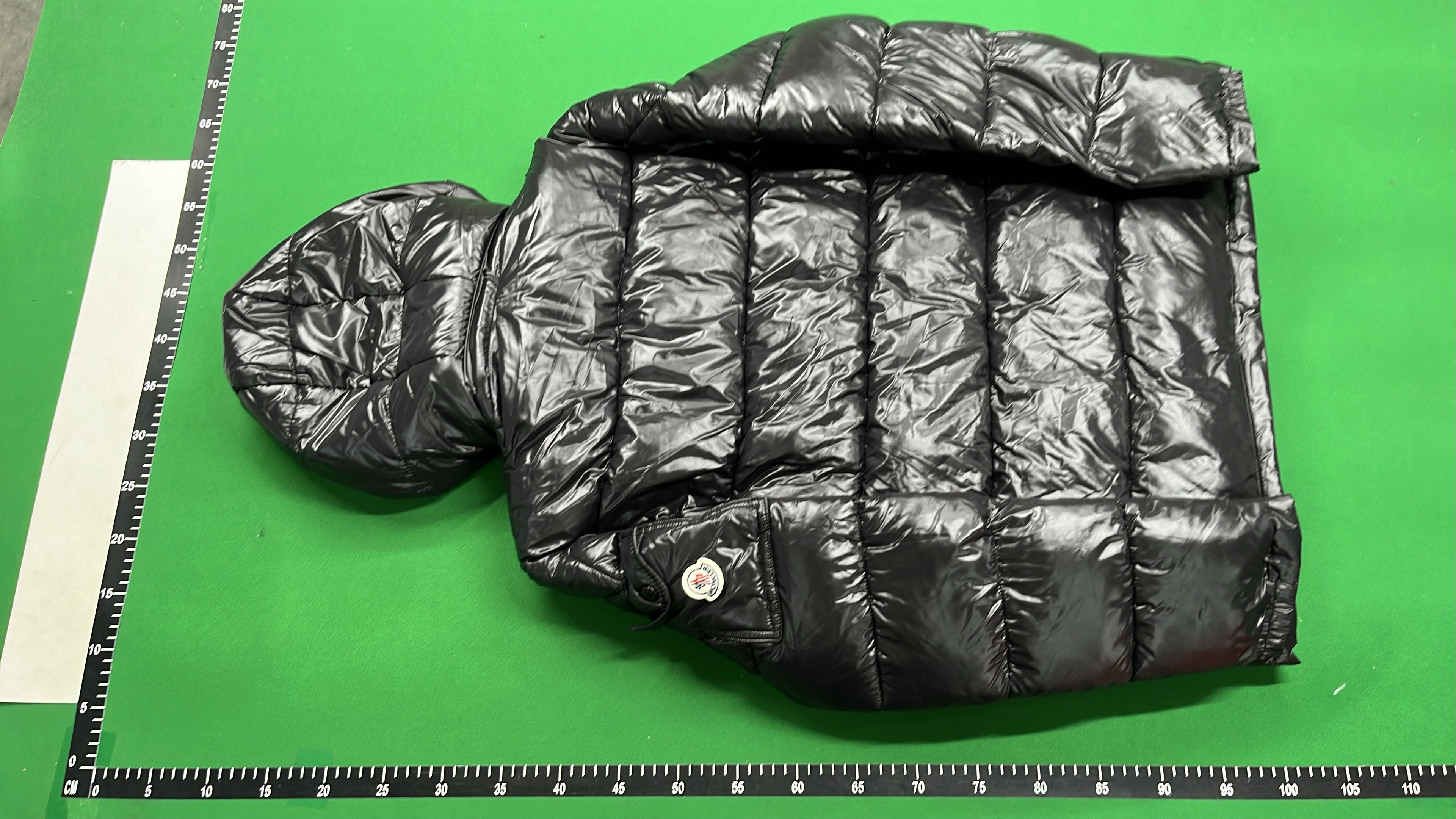 Moncler Puffer Jacket Black Budget Version