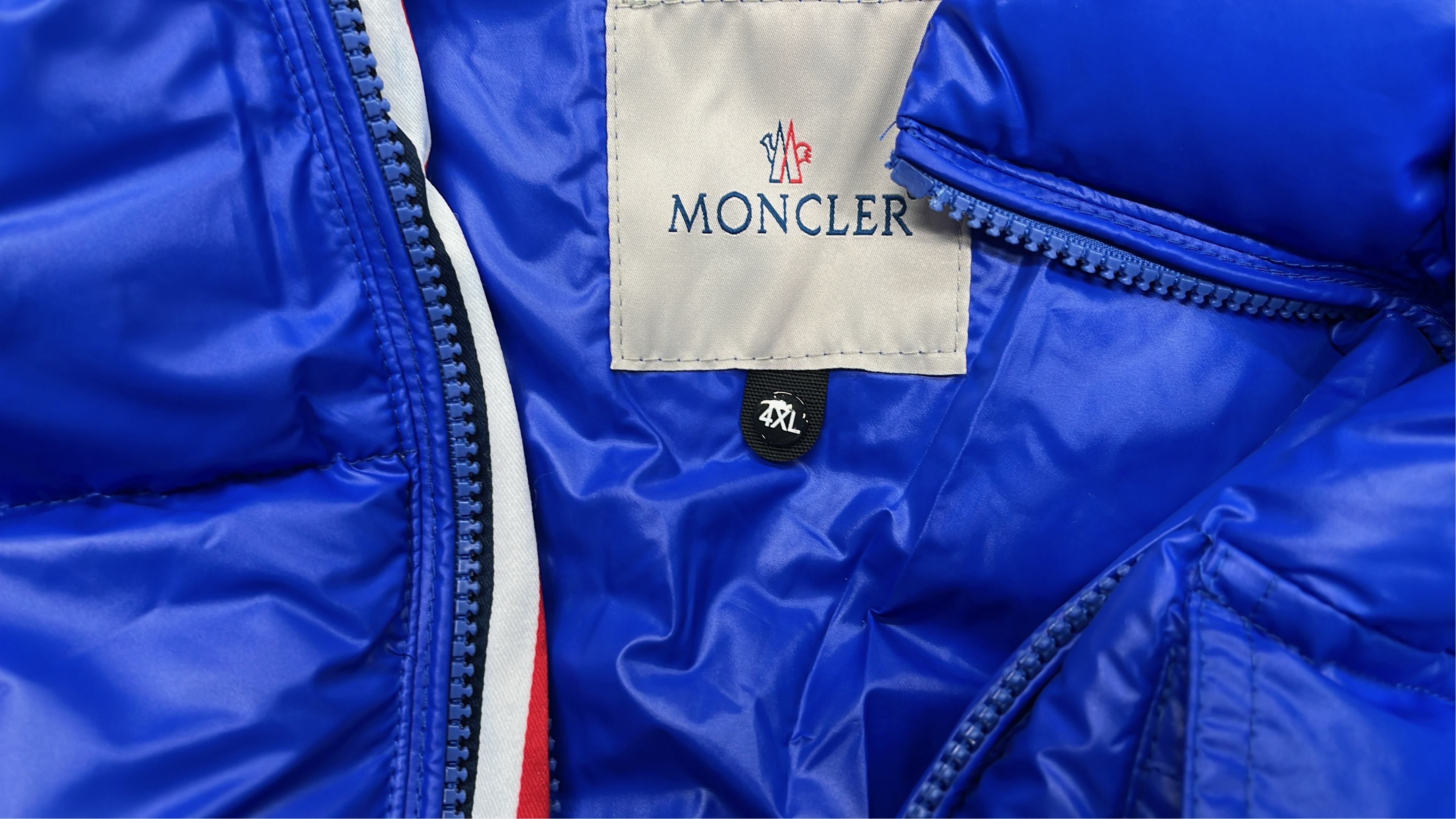 Moncler Puffer Jackets for Men Women