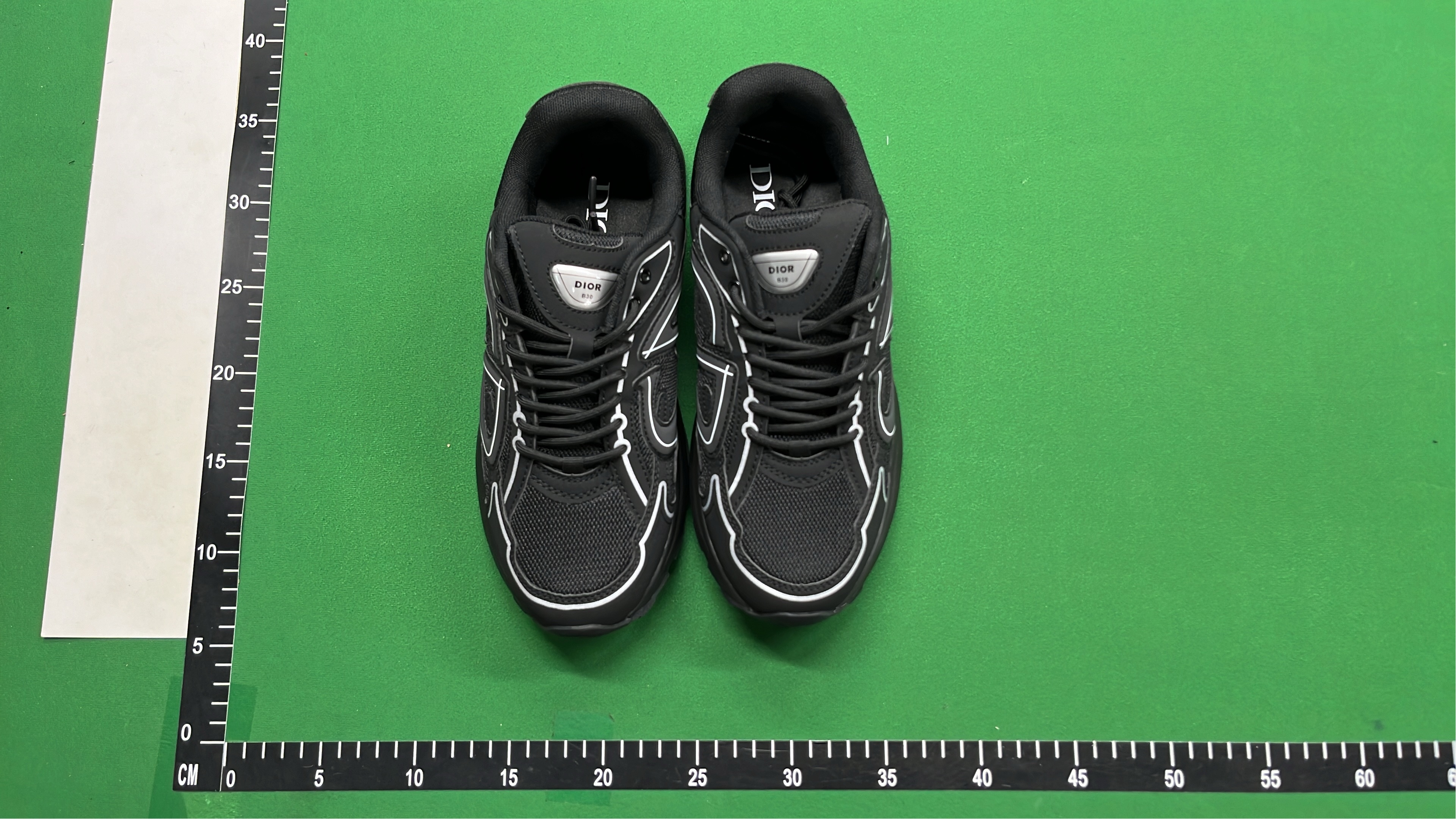 Dior CD Sneakers - Fashionable Sporty Shoes for Men and Women