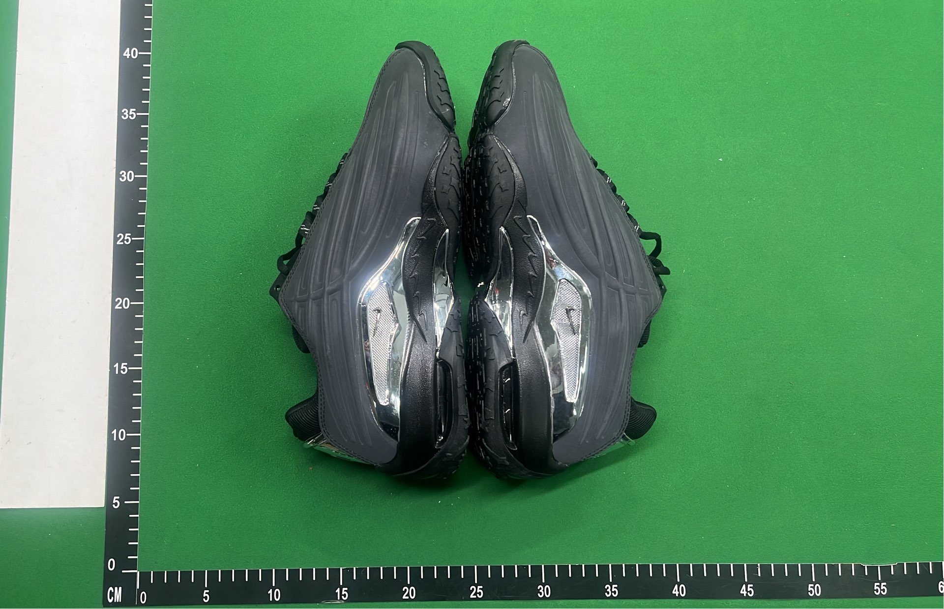 Nike Air Max 97 Sneakers - Classic Running Shoes for Men and Women