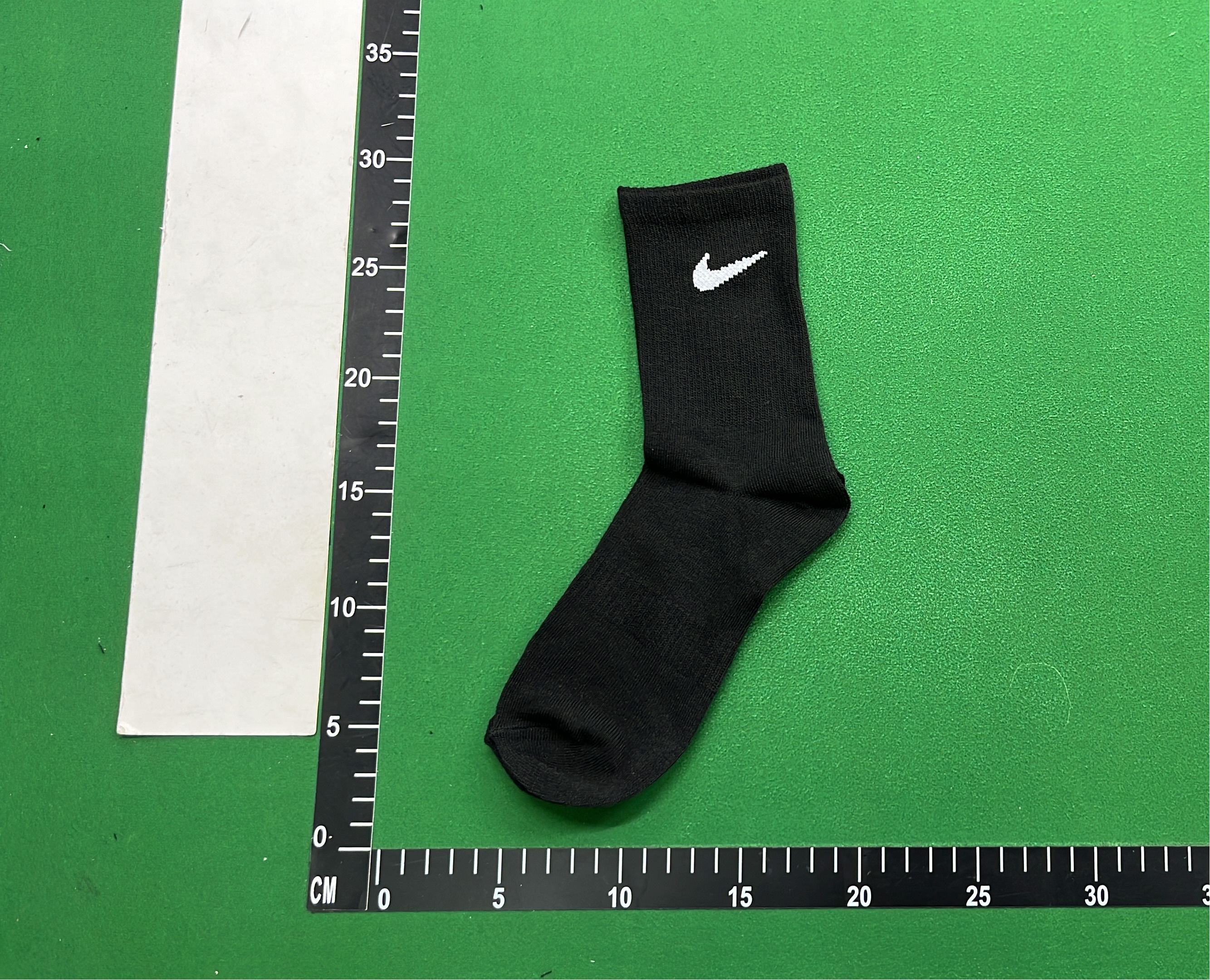 Nike Socks for Men and Women - Cotton Blend Crew Socks