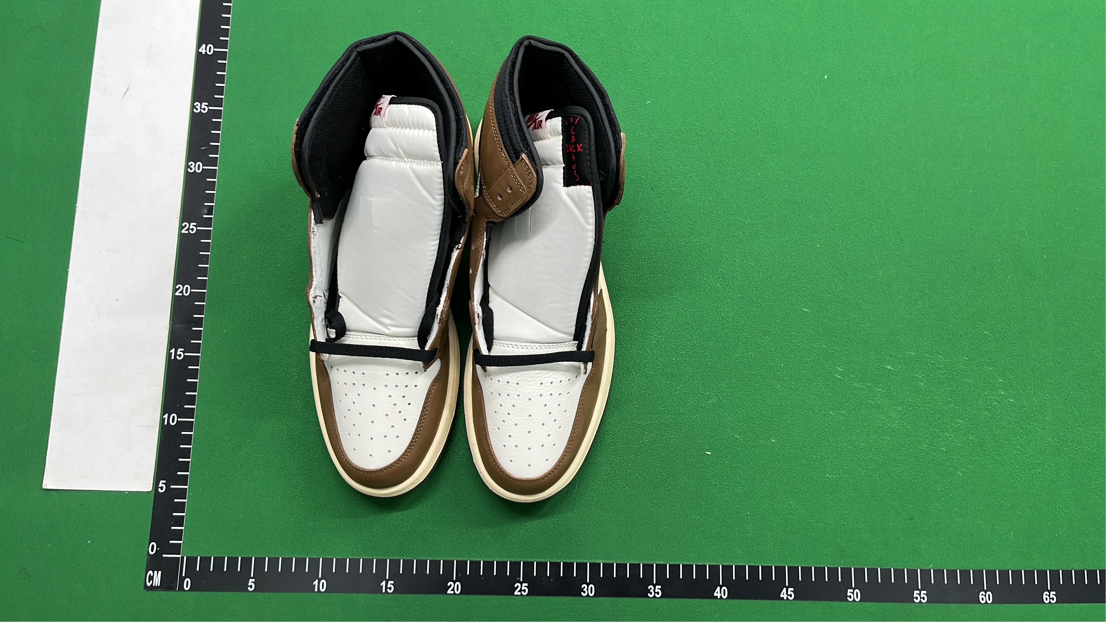 Air Jordan 1 High OG Retro Sneakers - Classic Basketball Shoes