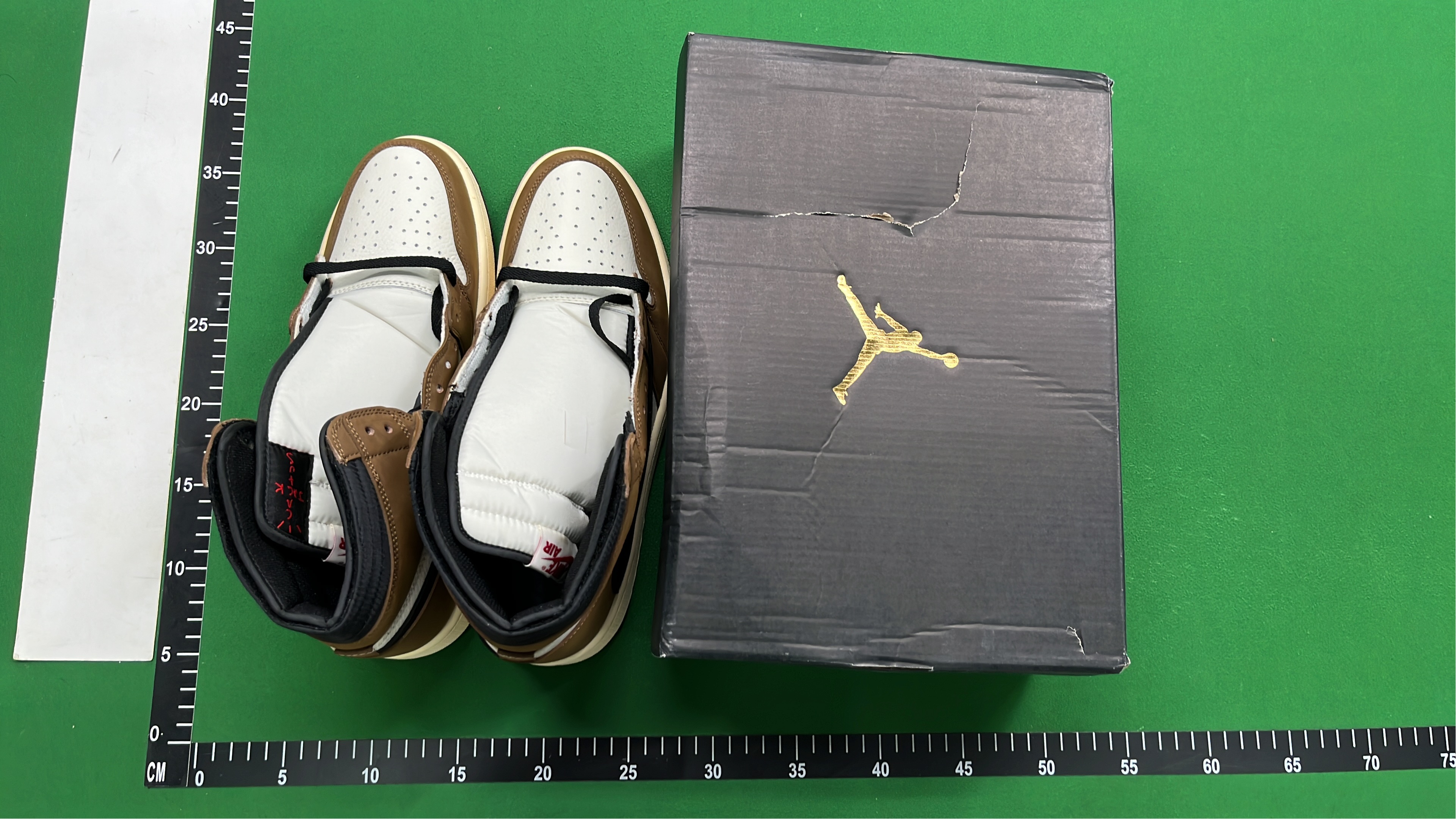 Air Jordan 1 High OG Retro Sneakers - Classic Basketball Shoes