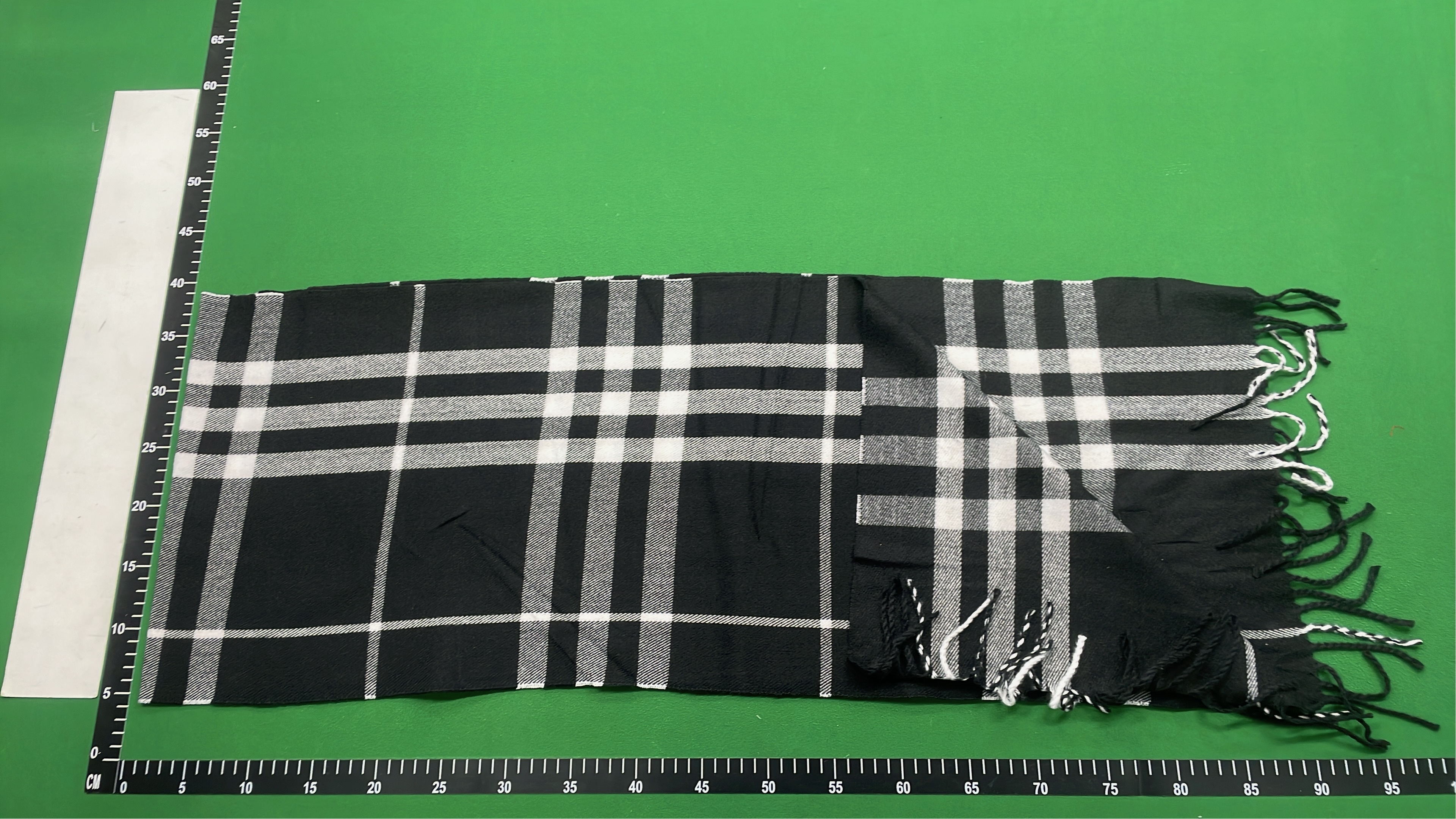 1:1 Batch Burberry scarf  in the Best OopBuy Spreadsheet QC photos