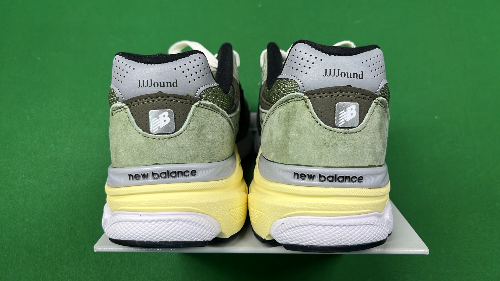 New Balance 990v5 Running Shoes for Men and Women