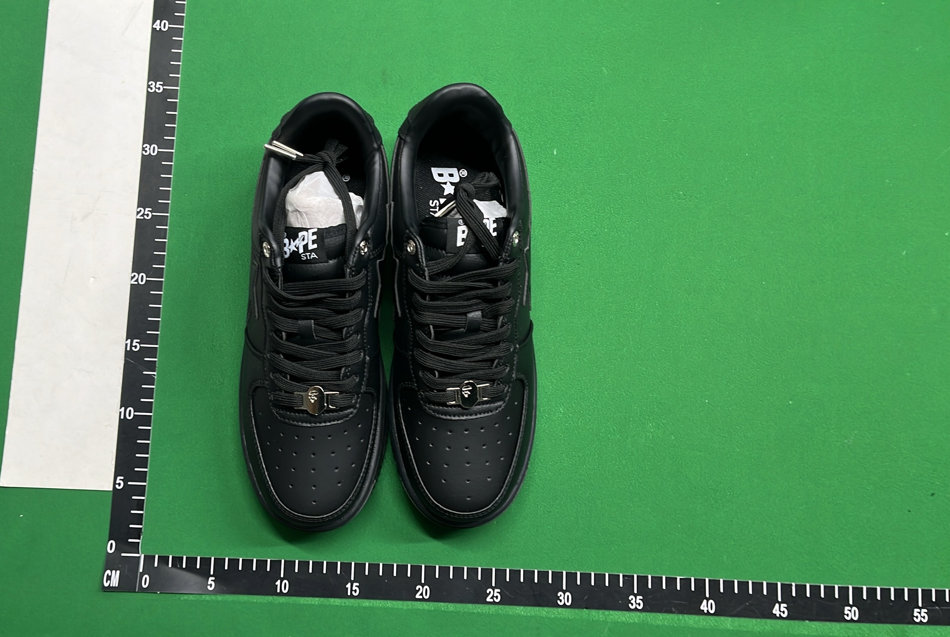 BAPE x Nike SB Dunk Low联名款运动鞋 - 限量版街头潮流鞋