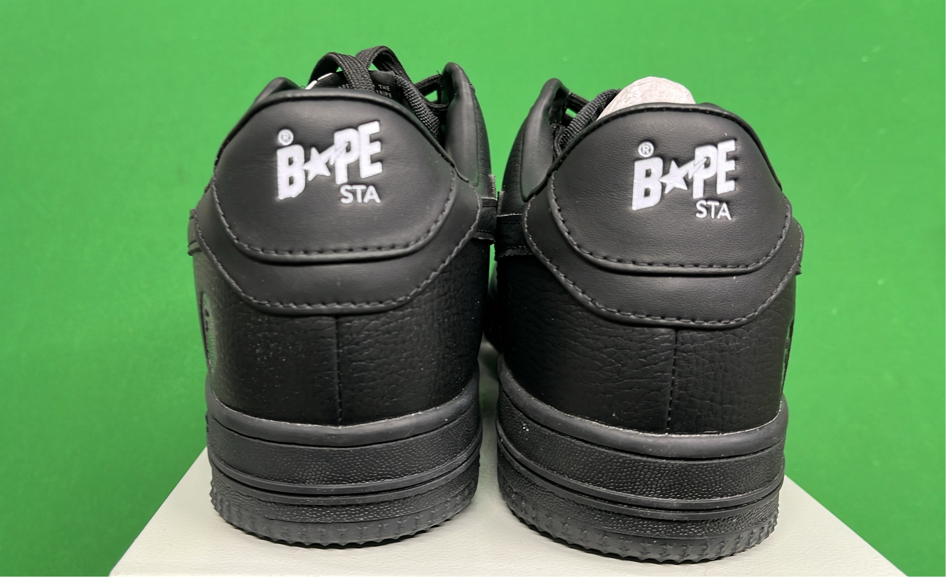 BAPE x Nike SB Dunk Low联名款运动鞋 - 限量版街头潮流鞋