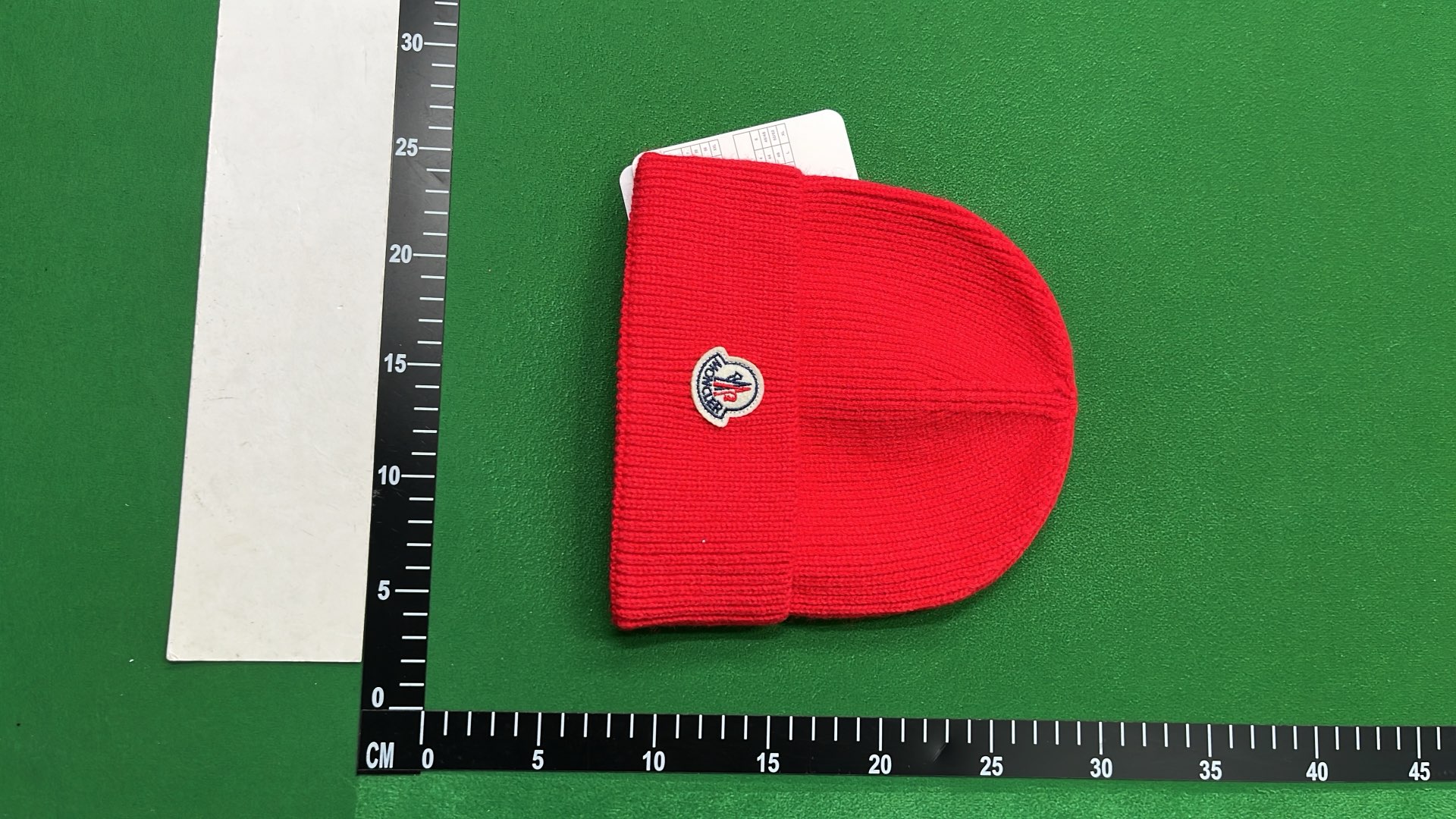 monclar beanie Hat  in the Best OopBuy Spreadsheet QC photos
