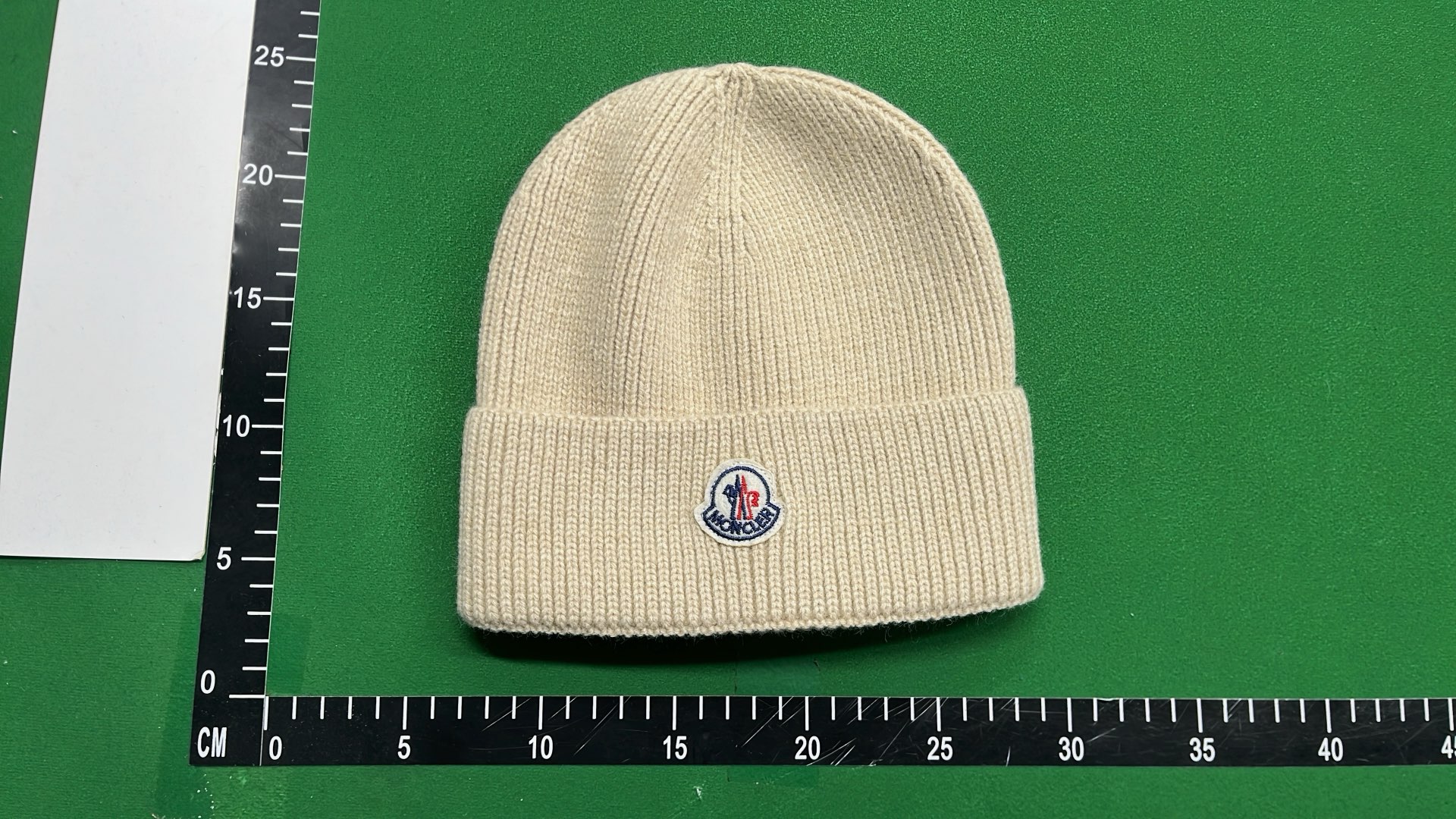 monclar beanie Hat  in the Best OopBuy Spreadsheet QC photos