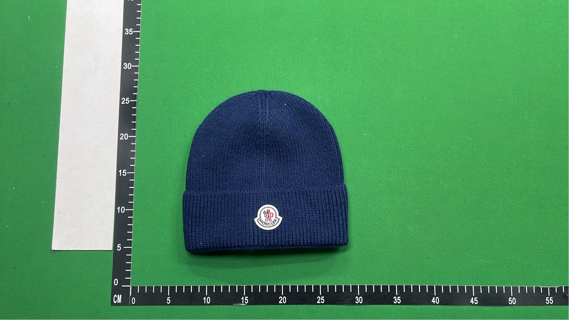 monclar beanie Hat  in the Best OopBuy Spreadsheet QC photos