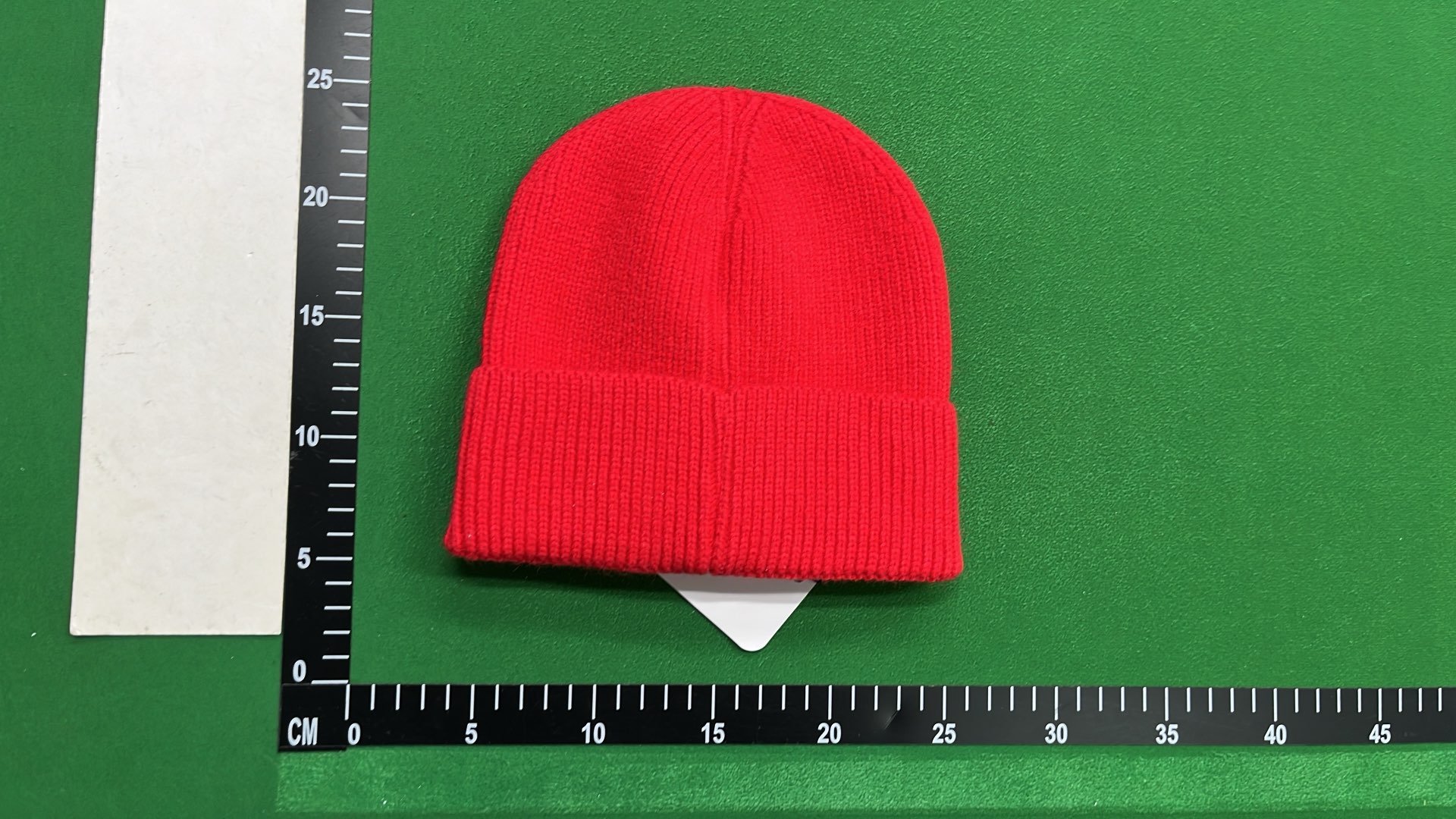 monclar beanie Hat  in the Best OopBuy Spreadsheet QC photos