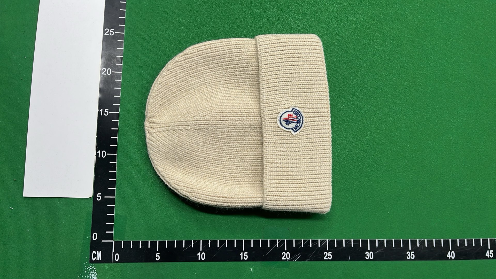 monclar beanie Hat  in the Best OopBuy Spreadsheet QC photos