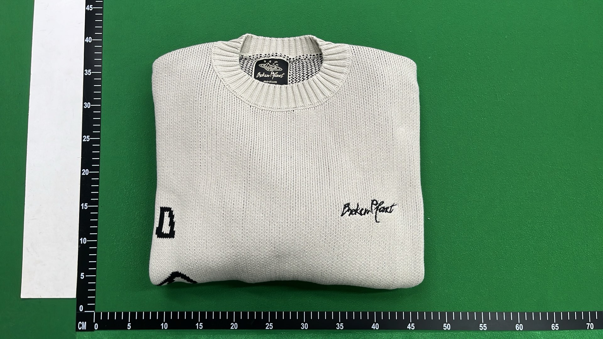 Abstract Print Crewneck Sweater - Minimalist Art Design