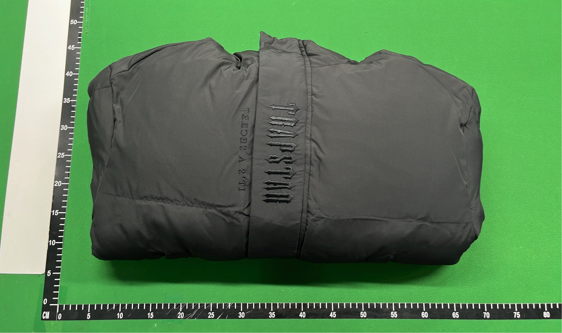 Black Hooded Puffer Jacket for Men Women Winter Warm Coat