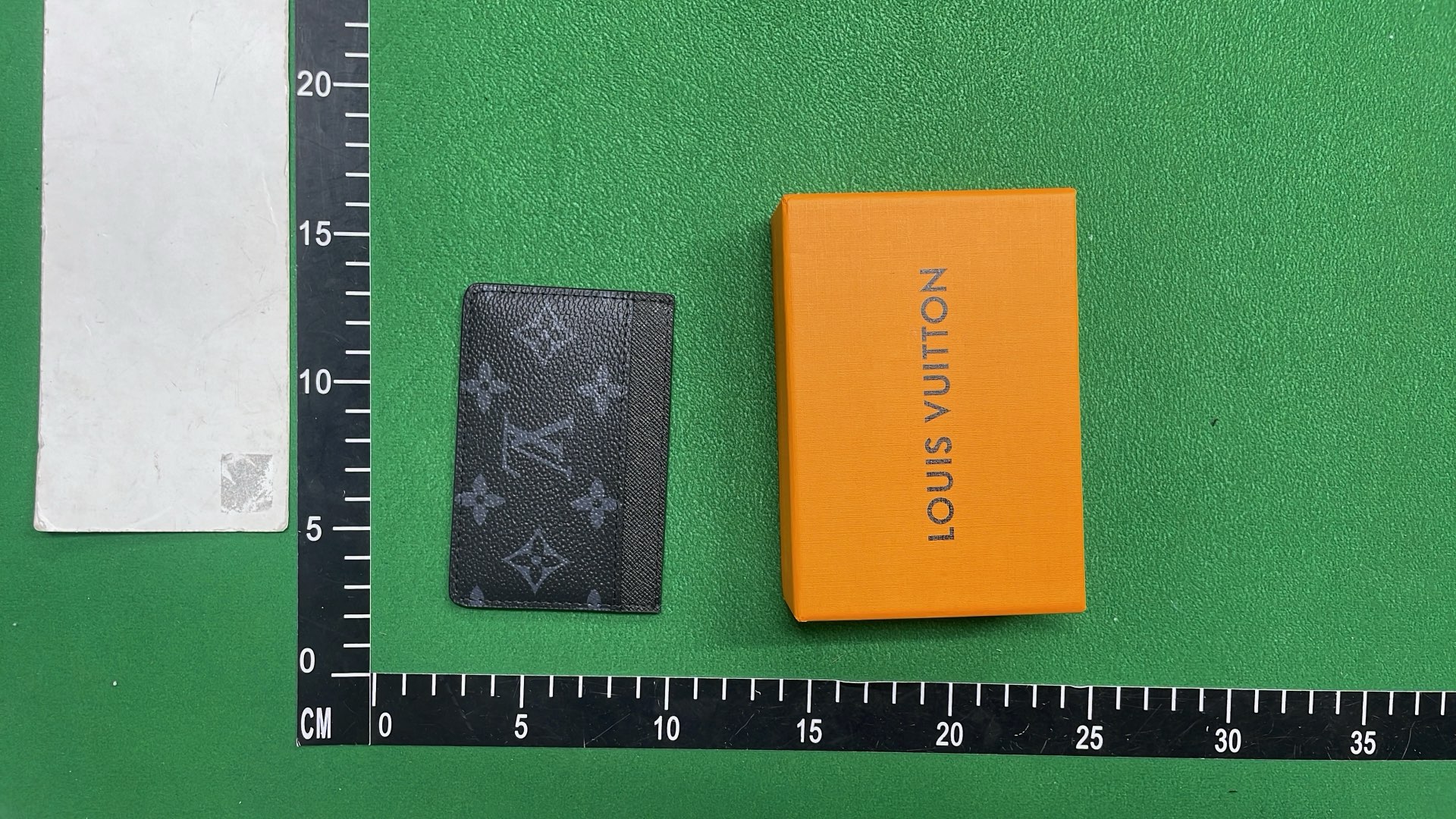 Louis Vuitton Monogram Card Holder Wallets - Classic Design