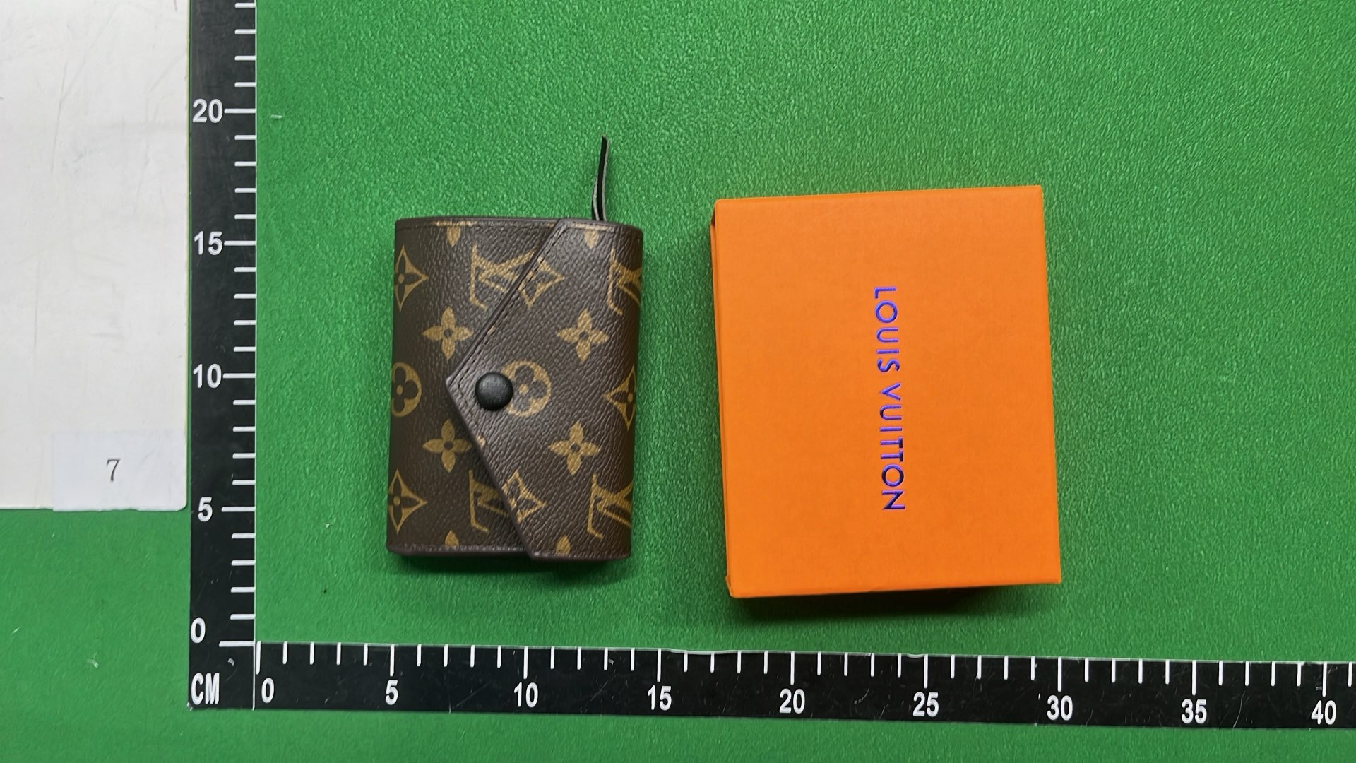 Gucci GG Supreme Snake Print Wallet - Men's Fashion Accessory