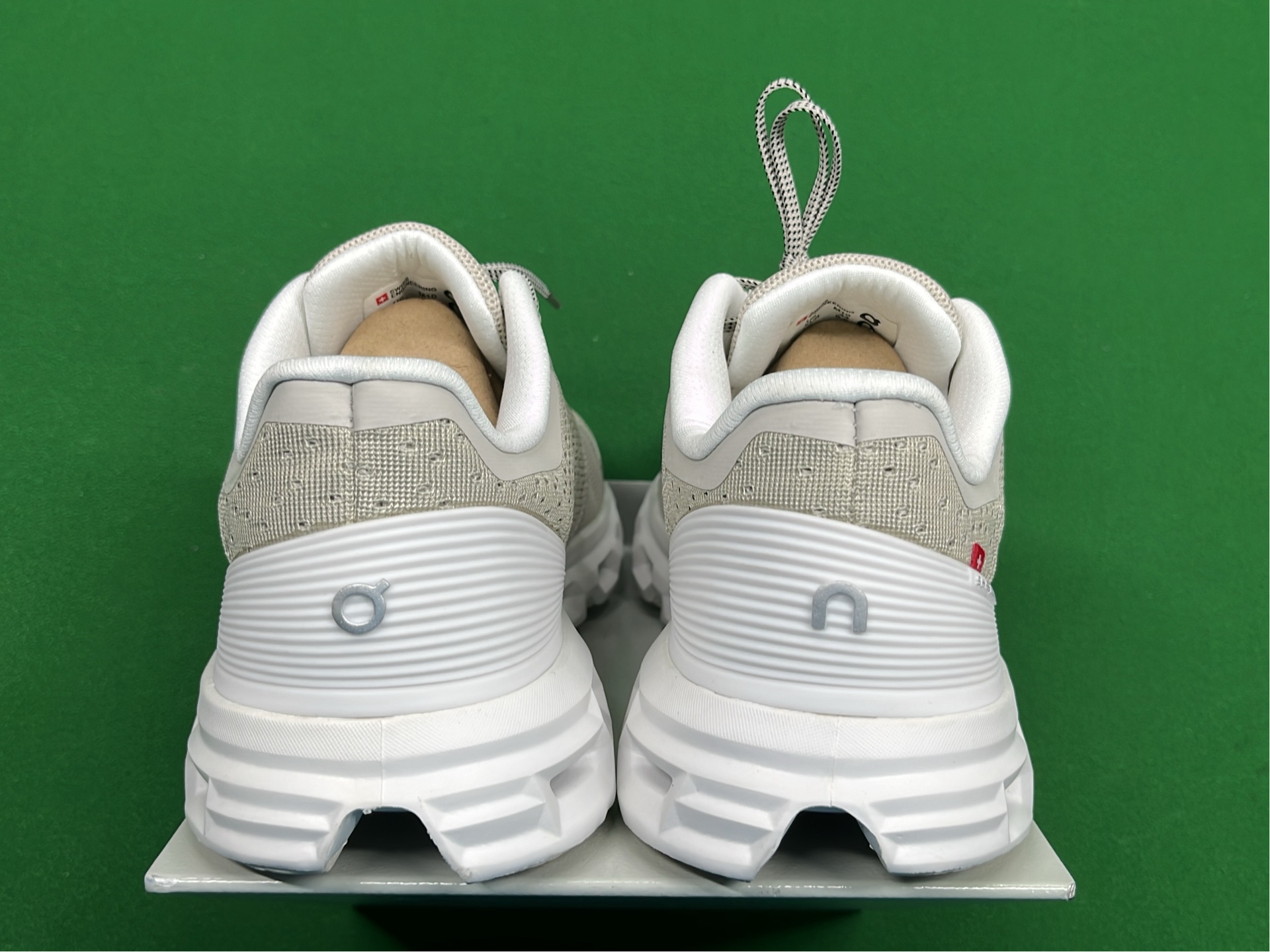 On Cloud 5 Running Shoes - Lightweight Comfort for Runners
