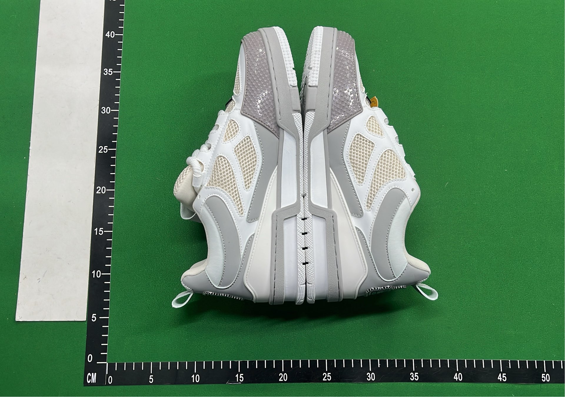 Supreme Star Pattern Sneakers for Men and Women