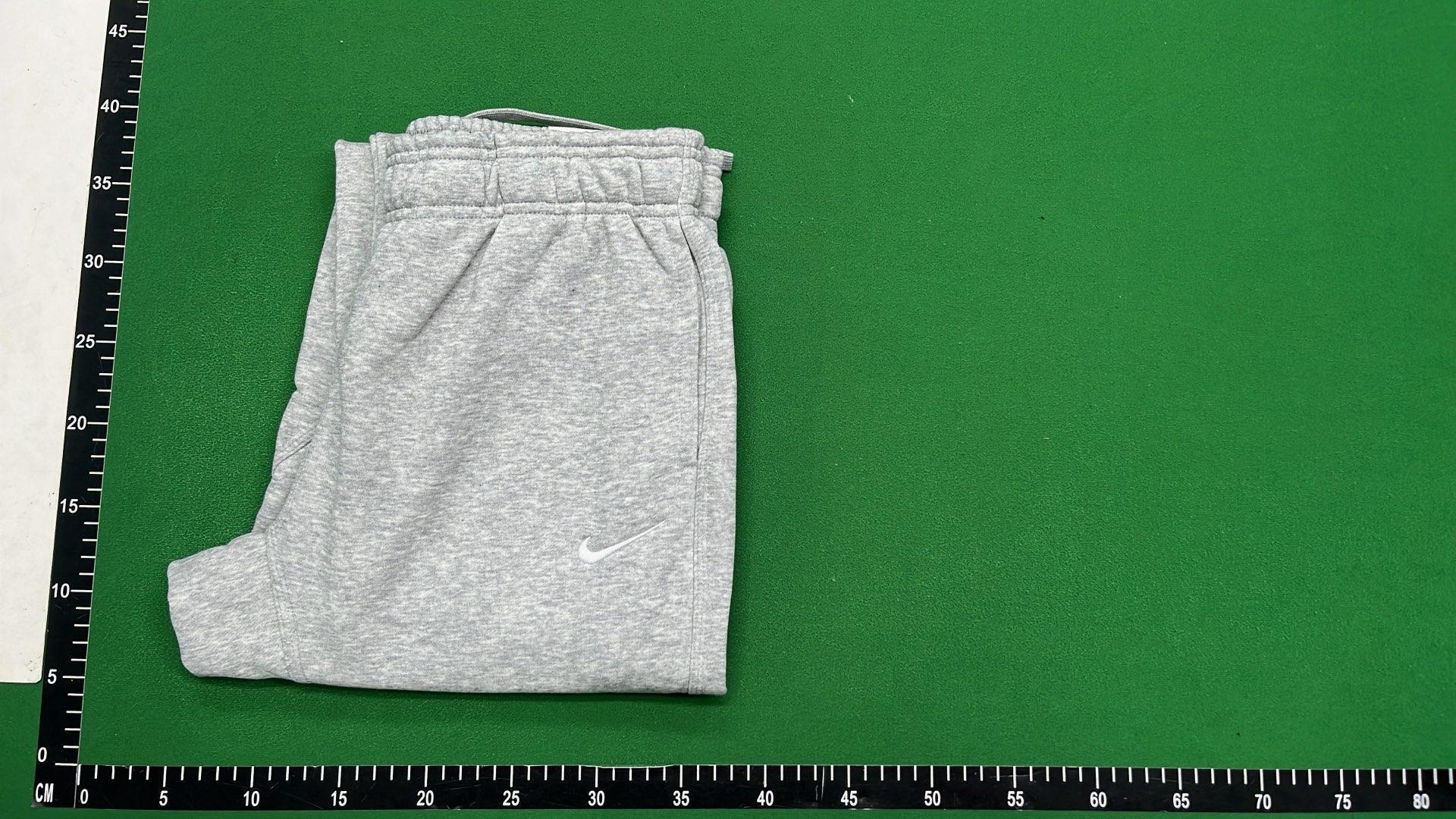 Nike Standard Fit Sweatpants for Men - Black and Gray