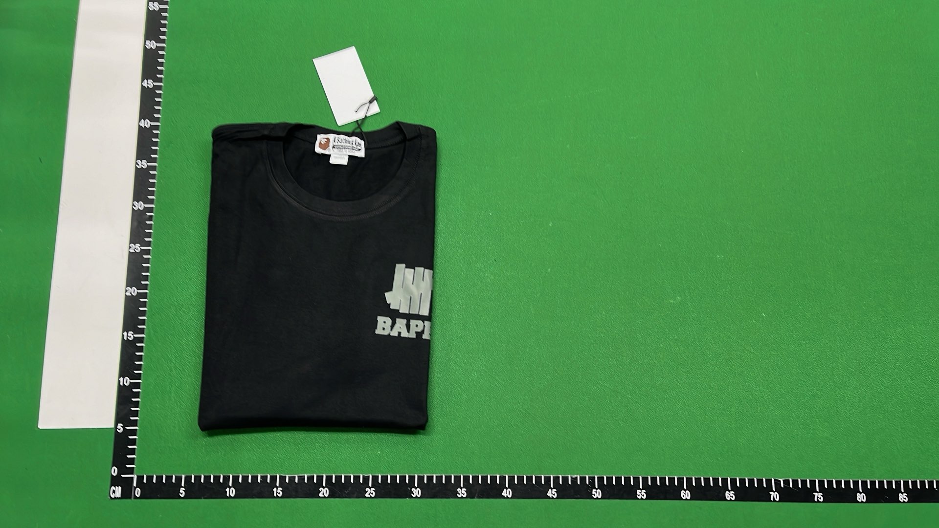 A Bathing Ape T-Shirt Collection - Classic猿头 Design