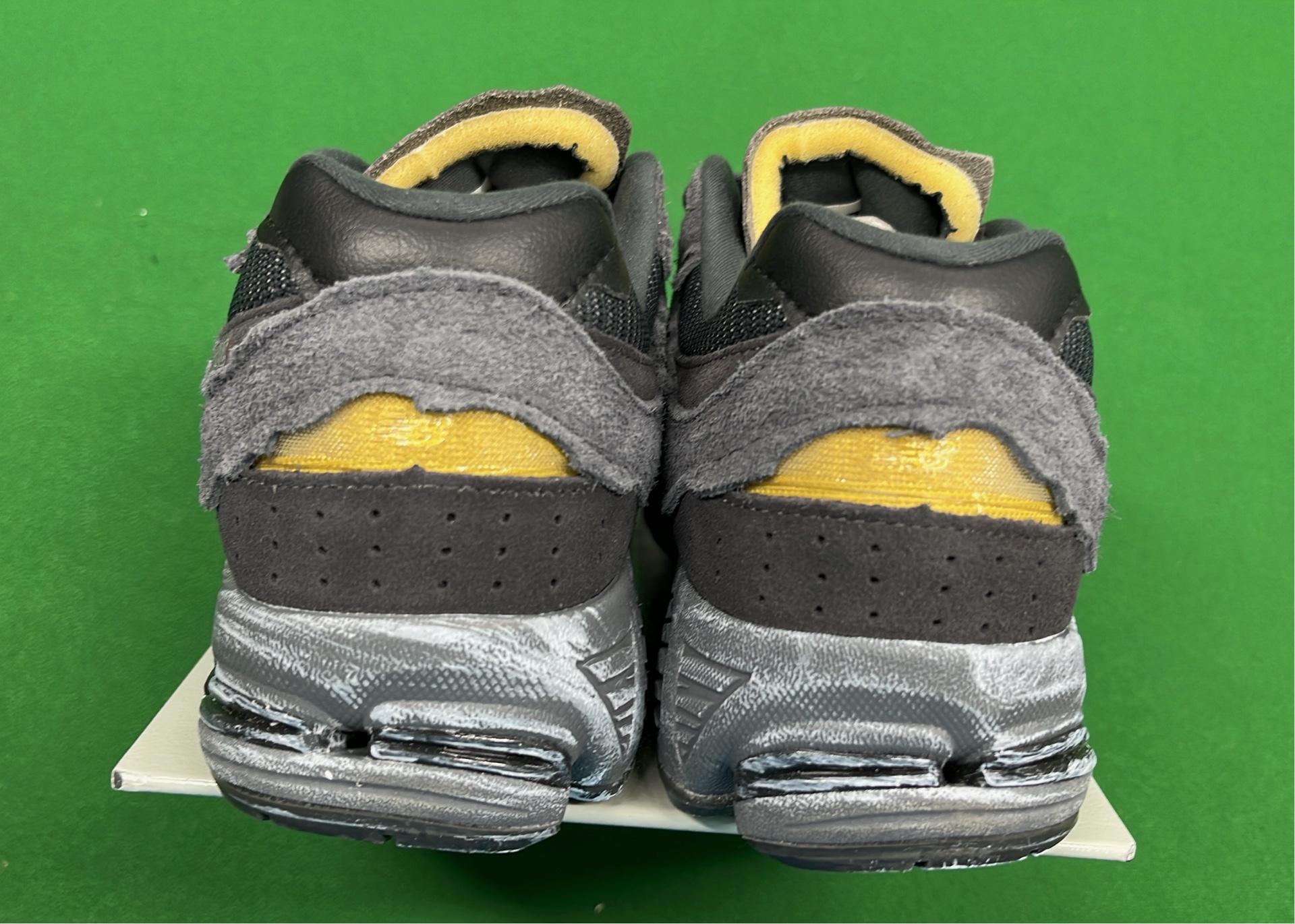 New Balance 990v4 Running Shoes for Women - Light Blue