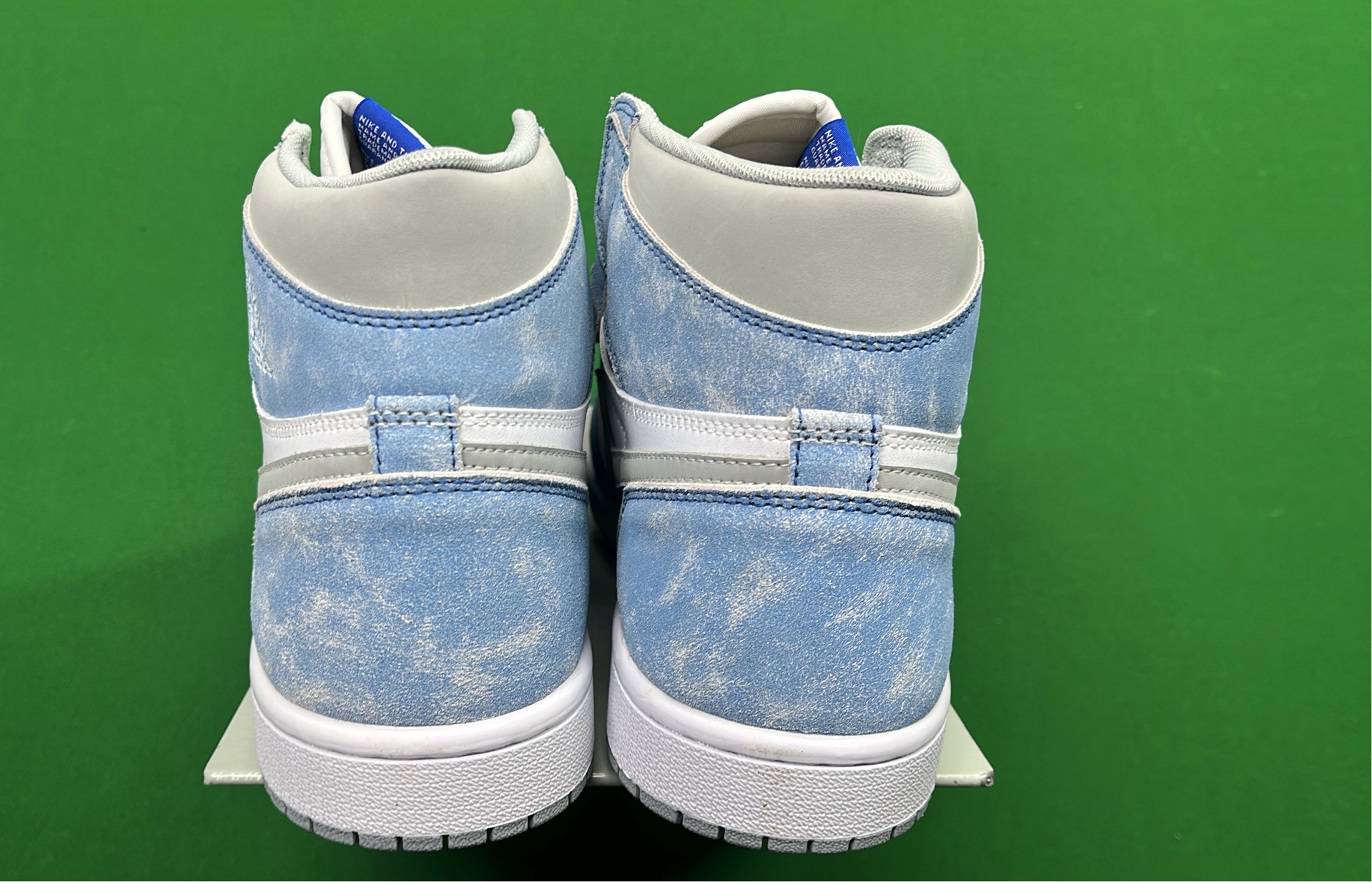 Air Jordan 1 High Blue Denim Edition Sneakers