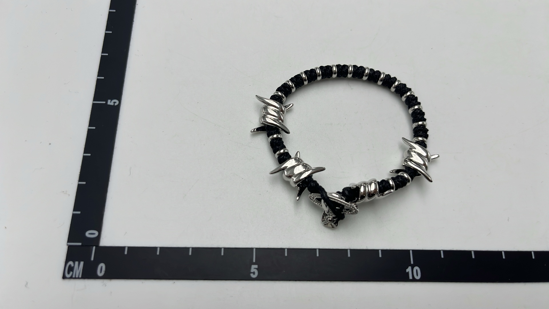 Vans Barbed Wire Bracelet with Logo Charm