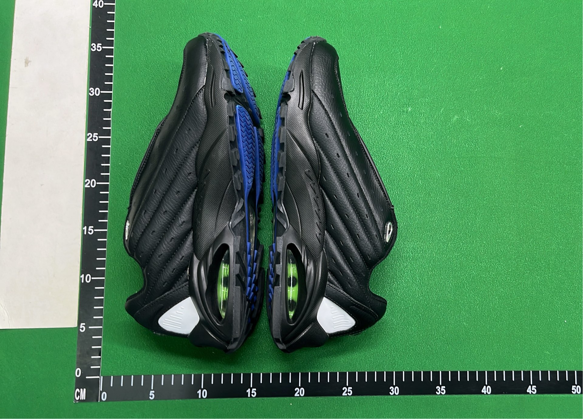 HL391601216 Black Leather Sneakers with White Sole