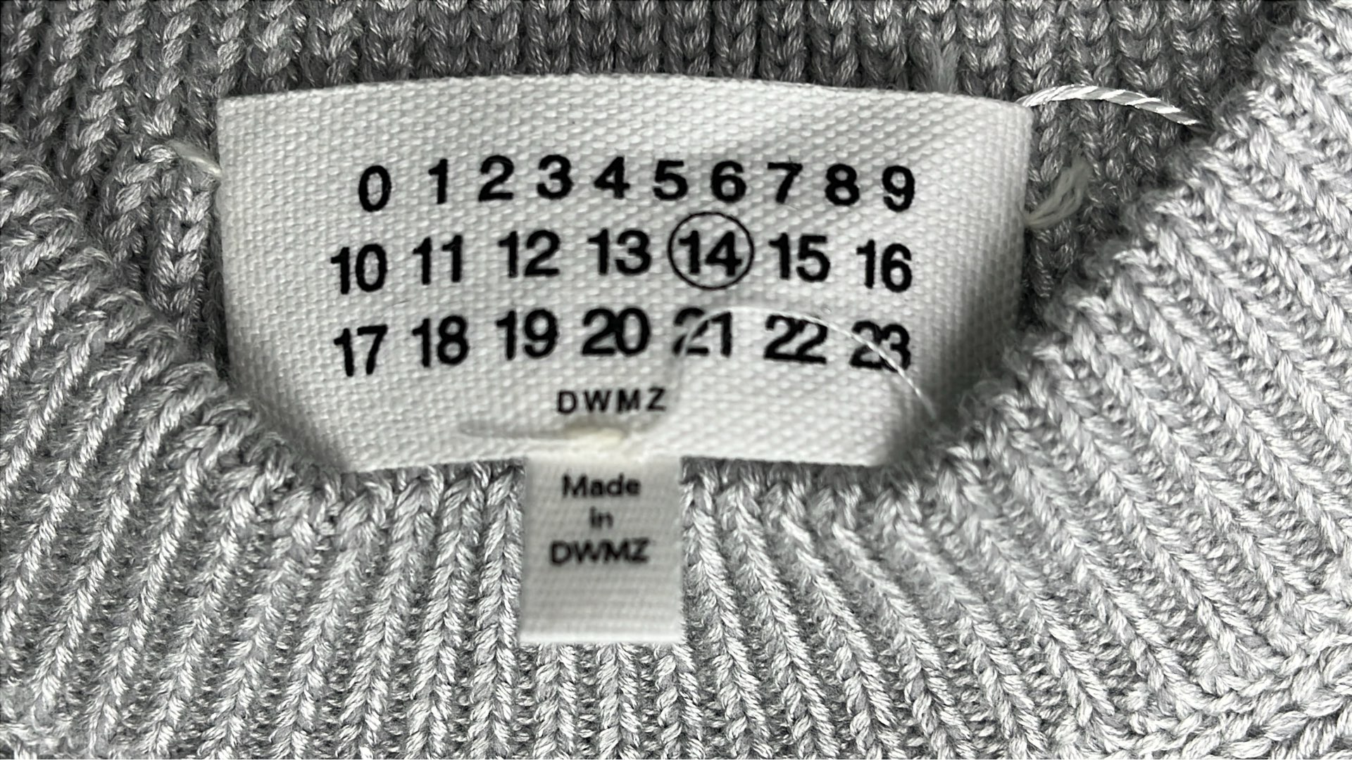 Men's Ribbed Knit Crewneck Sweater in Dark Gray