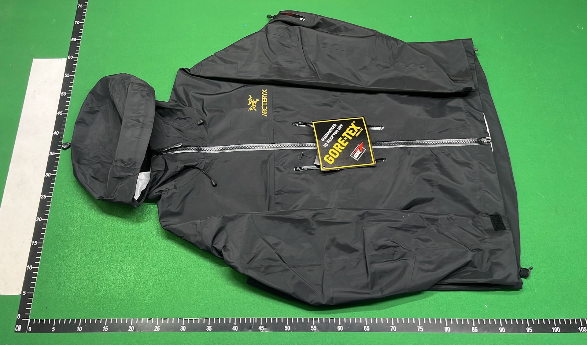 Waterproof Hooded Jacket for Men - Lightweight & Breathable Outdoor Wear