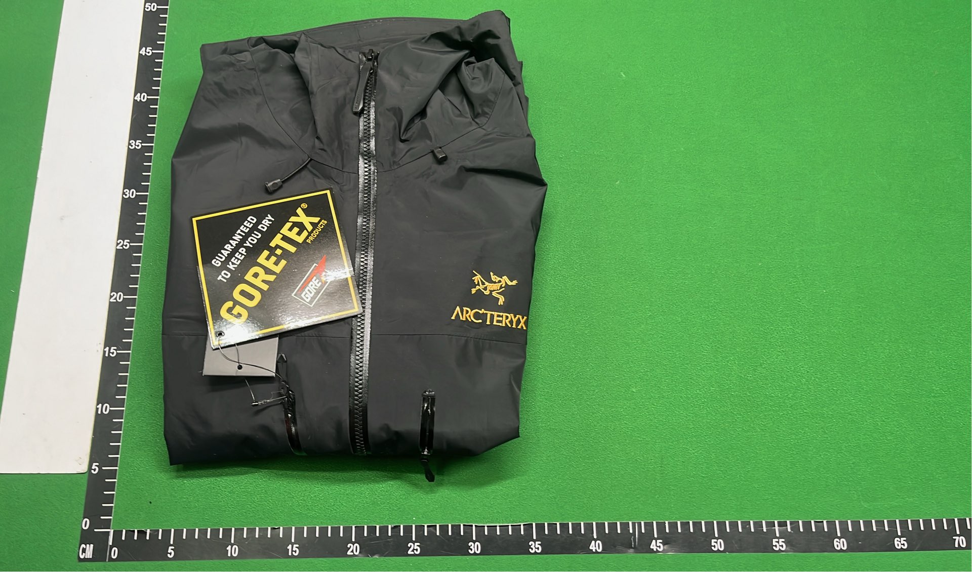 Waterproof Hooded Jacket for Men - Lightweight & Breathable Outdoor Wear