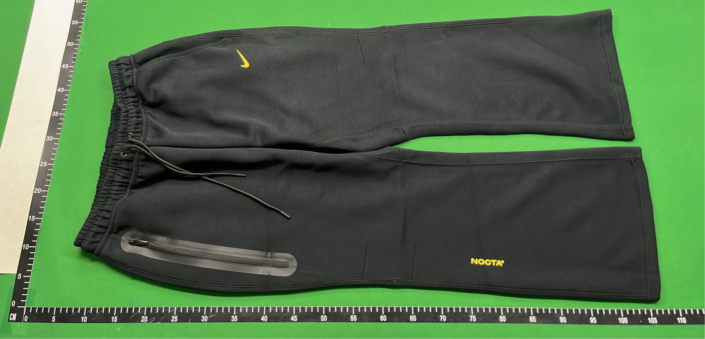 Men's Hoodie and Jogger Set - Sportswear Tracksuit for Casual Wear