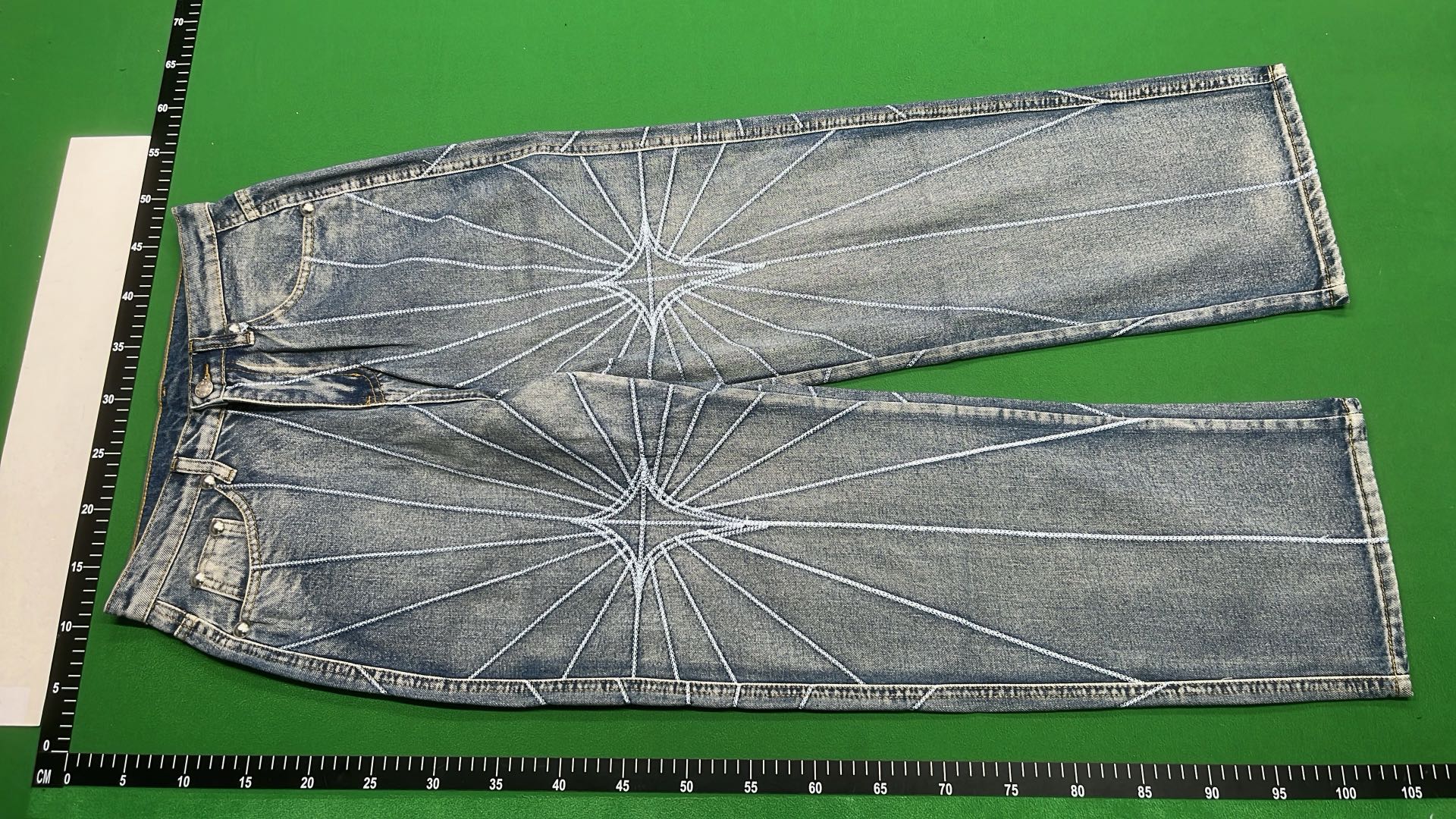 Starburst Design Denim Pants for Men