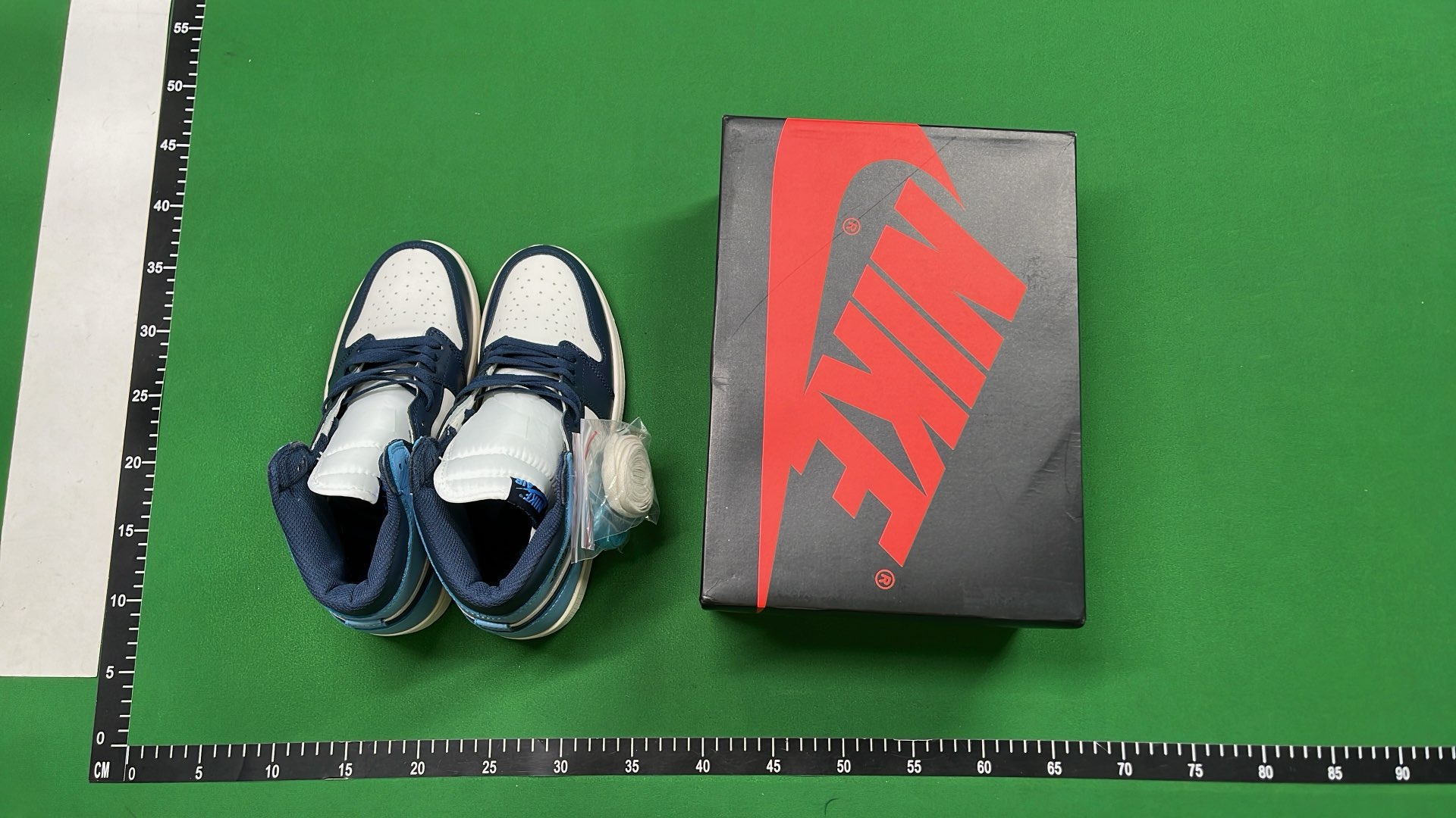 Air Jordan 1 High OG Sneakers Collection