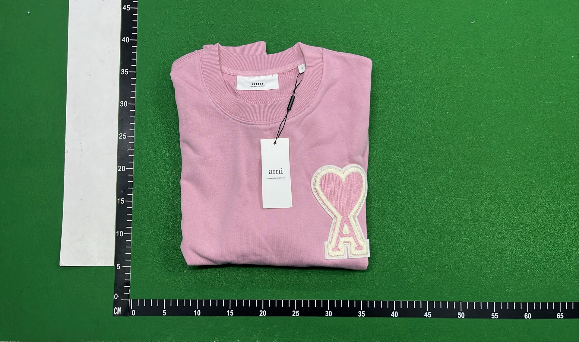 Heart Logo Sweatshirt in Multiple Colors - Cozy & Stylish