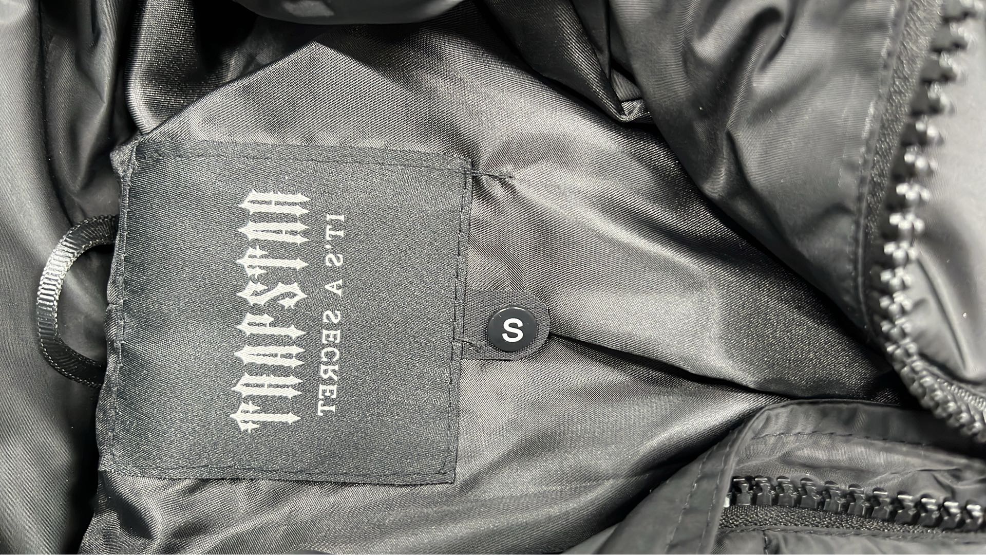 Trapstar Black Hooded Puffer Jacket with Red Logo